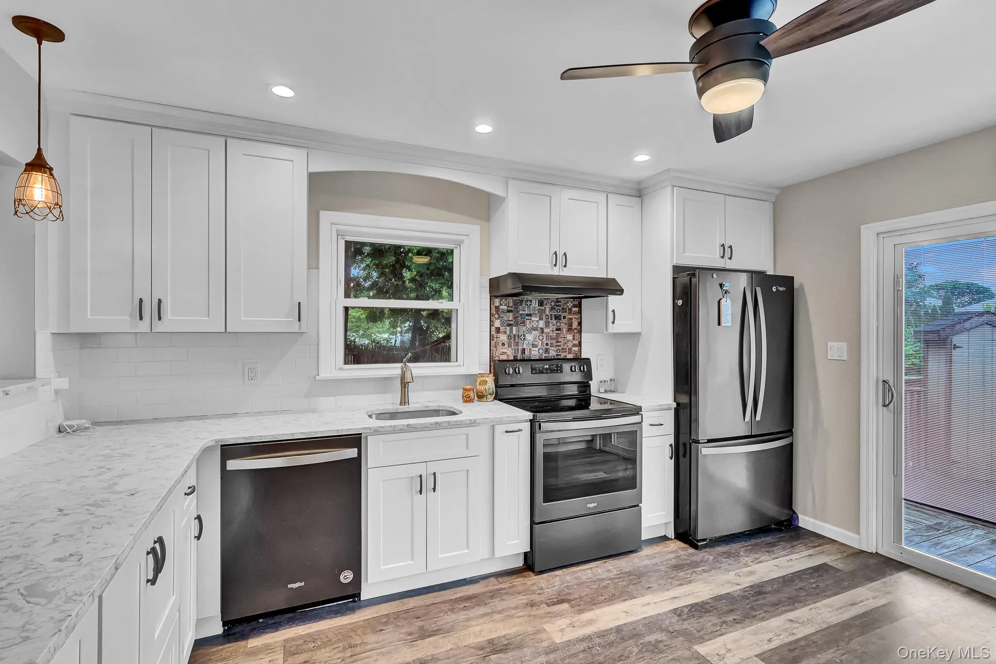 127 Queens Avenue, West Babylon, NY, 3 Bedrooms Bedrooms, 8 Rooms Rooms,1 BathroomBathrooms,Residential,For Rent,Queens,0,1030921 127 Queens Avenue, West Babylon, NY, 3 Bedrooms Bedrooms, 8 Rooms Rooms,1 BathroomBathrooms,Residential,For Rent,Queens,0,1030921