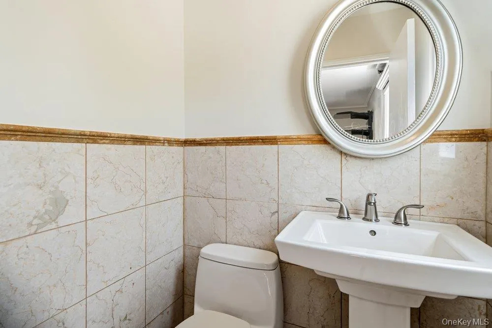 8 Radnor Court, Oyster Bay, NY, 5 Bedrooms Bedrooms, 9 Rooms Rooms,2 BathroomsBathrooms,Residential Lease,For Rent,Radnor,0,1030924 8 Radnor Court, Oyster Bay, NY, 5 Bedrooms Bedrooms, 9 Rooms Rooms,2 BathroomsBathrooms,Residential Lease,For Rent,Radnor,0,1030924