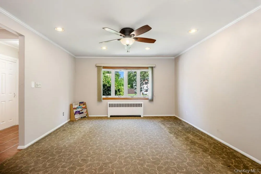 8 Radnor Court, Oyster Bay, NY, 5 Bedrooms Bedrooms, 9 Rooms Rooms,2 BathroomsBathrooms,Residential Lease,For Rent,Radnor,0,1030924 8 Radnor Court, Oyster Bay, NY, 5 Bedrooms Bedrooms, 9 Rooms Rooms,2 BathroomsBathrooms,Residential Lease,For Rent,Radnor,0,1030924
