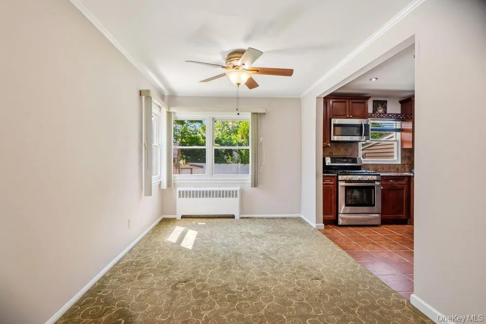 8 Radnor Court, Oyster Bay, NY, 5 Bedrooms Bedrooms, 9 Rooms Rooms,2 BathroomsBathrooms,Residential Lease,For Rent,Radnor,0,1030924 8 Radnor Court, Oyster Bay, NY, 5 Bedrooms Bedrooms, 9 Rooms Rooms,2 BathroomsBathrooms,Residential Lease,For Rent,Radnor,0,1030924
