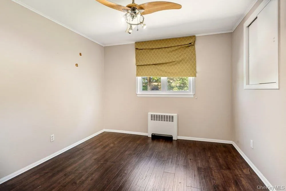 8 Radnor Court, Oyster Bay, NY, 5 Bedrooms Bedrooms, 9 Rooms Rooms,2 BathroomsBathrooms,Residential Lease,For Rent,Radnor,0,1030924 8 Radnor Court, Oyster Bay, NY, 5 Bedrooms Bedrooms, 9 Rooms Rooms,2 BathroomsBathrooms,Residential Lease,For Rent,Radnor,0,1030924