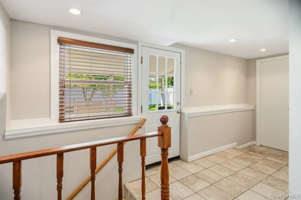 8 Radnor Court, Oyster Bay, NY, 5 Bedrooms Bedrooms, 9 Rooms Rooms,2 BathroomsBathrooms,Residential Lease,For Rent,Radnor,0,1030924 8 Radnor Court, Oyster Bay, NY, 5 Bedrooms Bedrooms, 9 Rooms Rooms,2 BathroomsBathrooms,Residential Lease,For Rent,Radnor,0,1030924