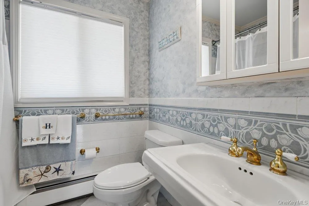 282 Belvedere Drive, Islip, NY, 4 Bedrooms Bedrooms, 10 Rooms Rooms,3 BathroomsBathrooms,Residential,For Rent,Belvedere,0,1030925 282 Belvedere Drive, Islip, NY, 4 Bedrooms Bedrooms, 10 Rooms Rooms,3 BathroomsBathrooms,Residential,For Rent,Belvedere,0,1030925