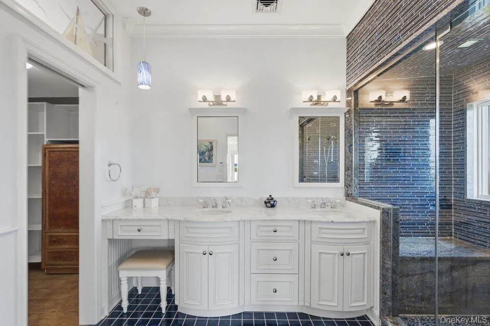 282 Belvedere Drive, Islip, NY, 4 Bedrooms Bedrooms, 10 Rooms Rooms,3 BathroomsBathrooms,Residential,For Rent,Belvedere,0,1030925 282 Belvedere Drive, Islip, NY, 4 Bedrooms Bedrooms, 10 Rooms Rooms,3 BathroomsBathrooms,Residential,For Rent,Belvedere,0,1030925