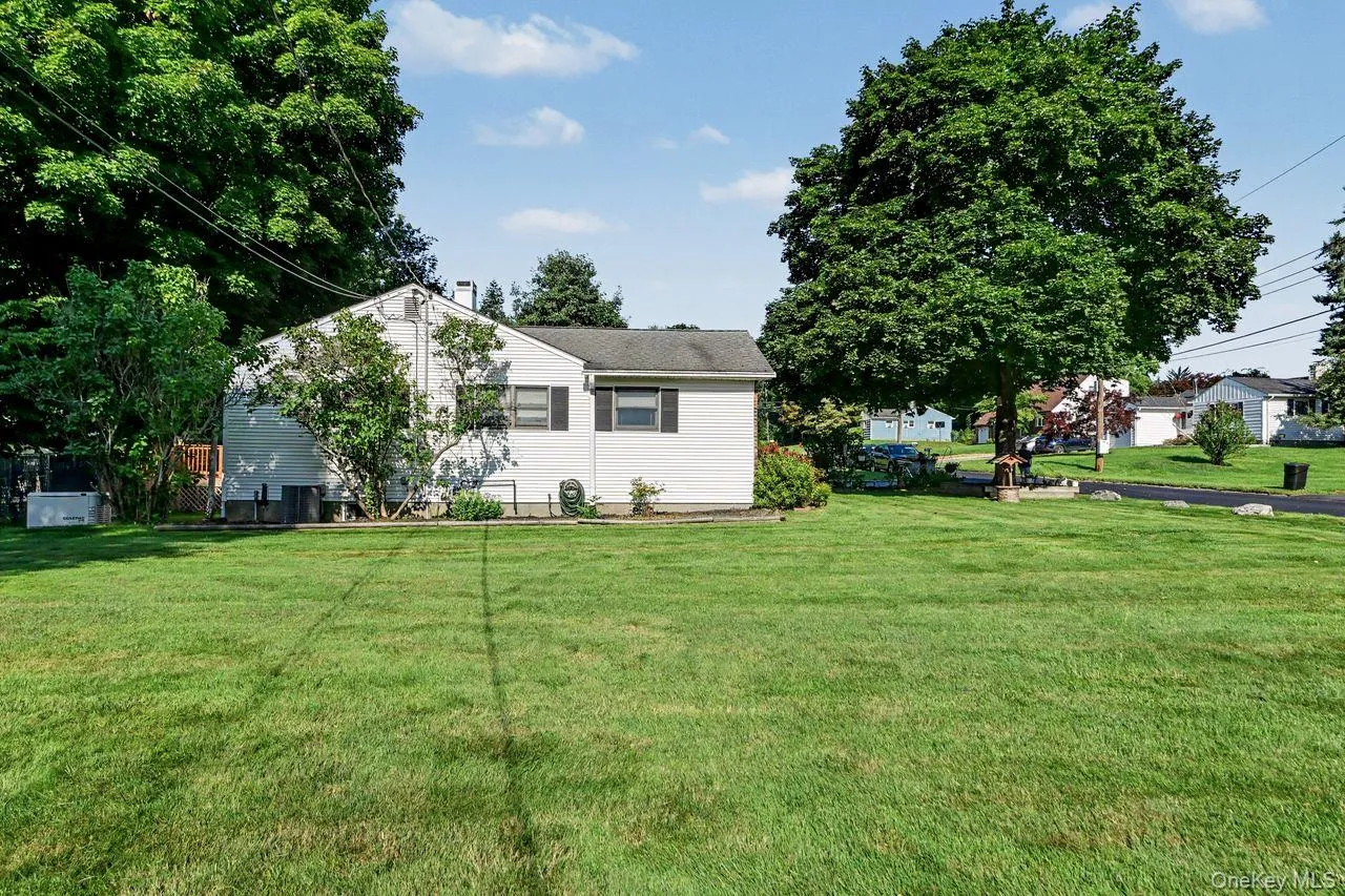 21 Clematis Road, Southeast, NY, 3 Bedrooms Bedrooms, 9 Rooms Rooms,1 BathroomBathrooms,Residential,For Rent,Clematis,0,1030928 21 Clematis Road, Southeast, NY, 3 Bedrooms Bedrooms, 9 Rooms Rooms,1 BathroomBathrooms,Residential,For Rent,Clematis,0,1030928