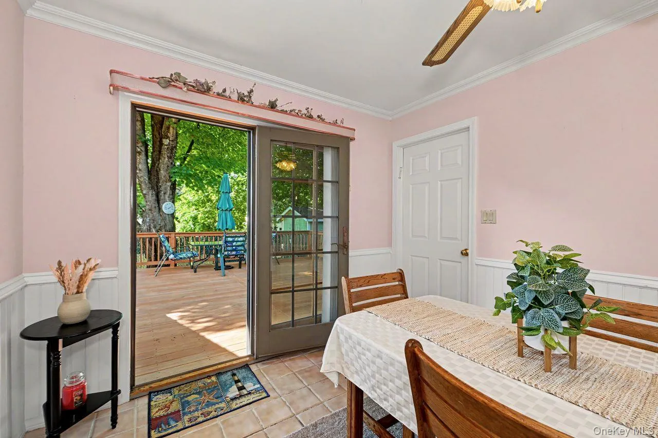 21 Clematis Road, Southeast, NY, 3 Bedrooms Bedrooms, 9 Rooms Rooms,1 BathroomBathrooms,Residential,For Rent,Clematis,0,1030928 21 Clematis Road, Southeast, NY, 3 Bedrooms Bedrooms, 9 Rooms Rooms,1 BathroomBathrooms,Residential,For Rent,Clematis,0,1030928