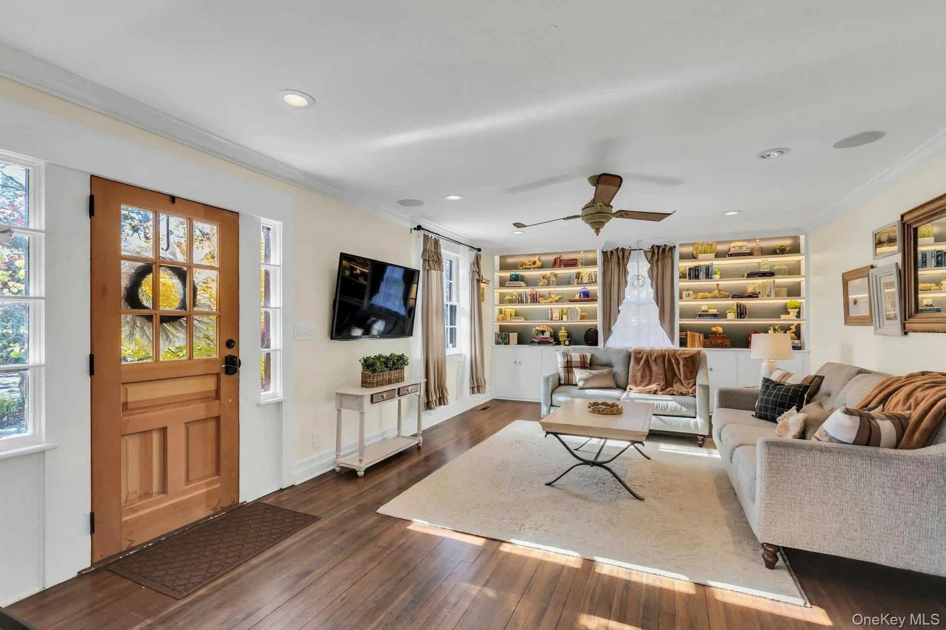 105 Academy Street, Islip, NY, 3 Bedrooms Bedrooms, 11 Rooms Rooms,2 BathroomsBathrooms,Residential Lease,For Rent,Academy,0,1030929 105 Academy Street, Islip, NY, 3 Bedrooms Bedrooms, 11 Rooms Rooms,2 BathroomsBathrooms,Residential Lease,For Rent,Academy,0,1030929