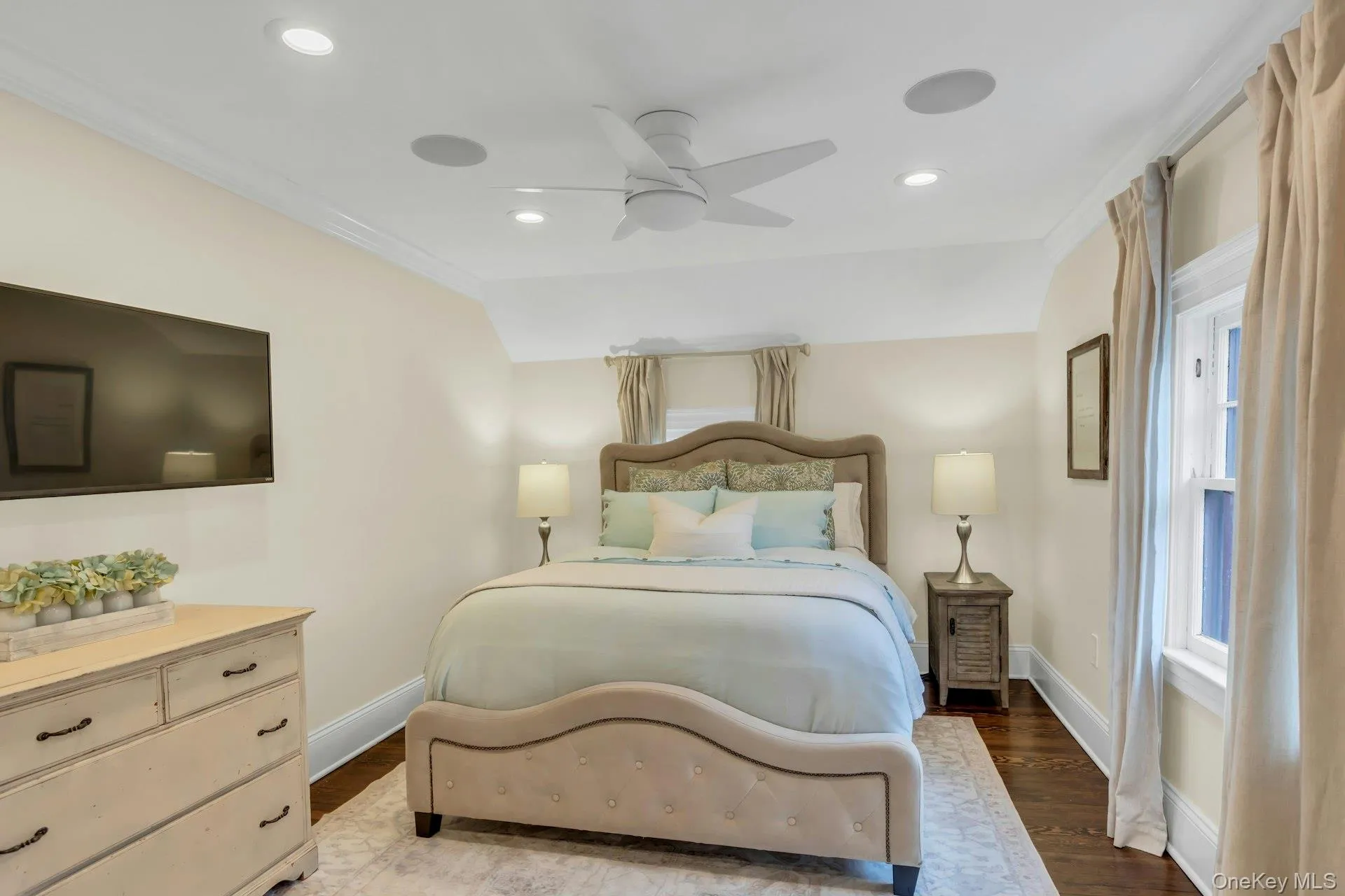 105 Academy Street, Islip, NY, 3 Bedrooms Bedrooms, 11 Rooms Rooms,2 BathroomsBathrooms,Residential Lease,For Rent,Academy,0,1030929 105 Academy Street, Islip, NY, 3 Bedrooms Bedrooms, 11 Rooms Rooms,2 BathroomsBathrooms,Residential Lease,For Rent,Academy,0,1030929