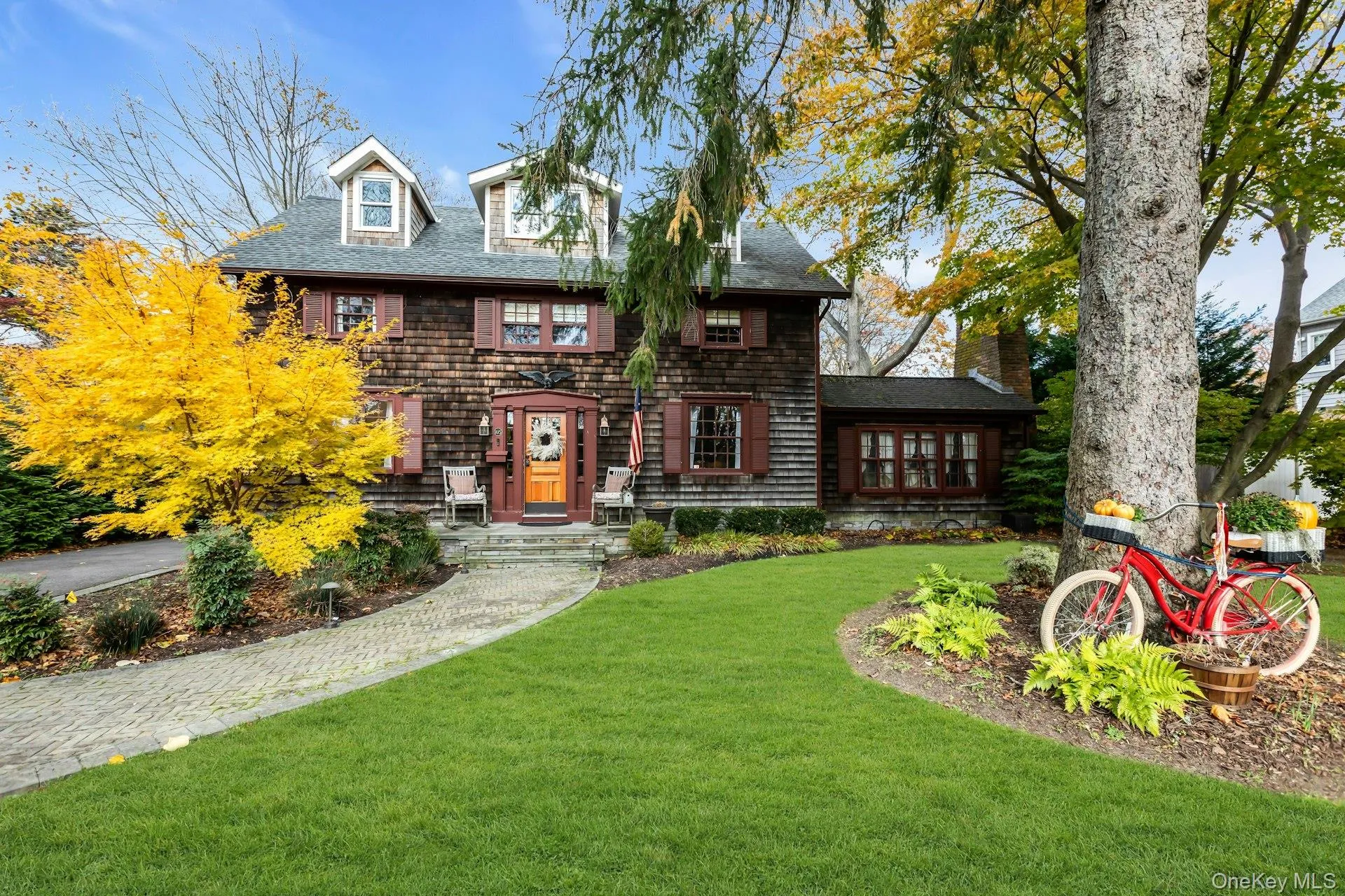 105 Academy Street, Islip, NY, 3 Bedrooms Bedrooms, 11 Rooms Rooms,2 BathroomsBathrooms,Residential Lease,For Rent,Academy,0,1030929 105 Academy Street, Islip, NY, 3 Bedrooms Bedrooms, 11 Rooms Rooms,2 BathroomsBathrooms,Residential Lease,For Rent,Academy,0,1030929