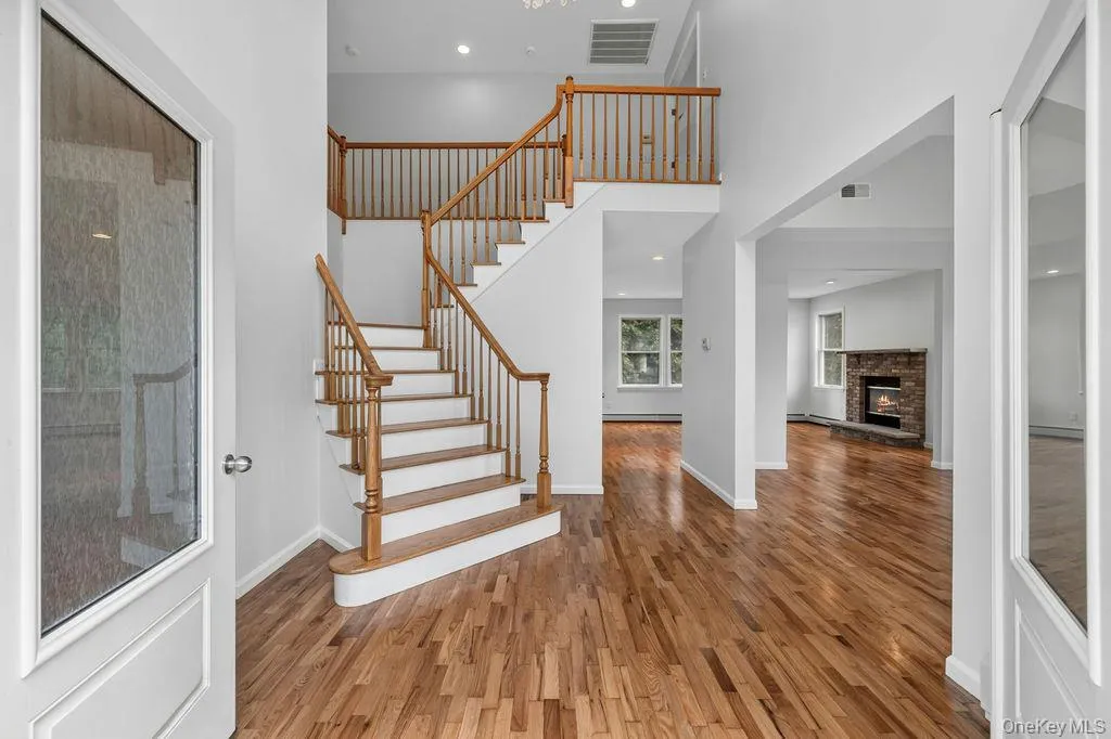 5 Lea Court, Ramapo, NY, 5 Bedrooms Bedrooms, 9 Rooms Rooms,3 BathroomsBathrooms,Residential,For Rent,Lea,0,1030930 5 Lea Court, Ramapo, NY, 5 Bedrooms Bedrooms, 9 Rooms Rooms,3 BathroomsBathrooms,Residential,For Rent,Lea,0,1030930