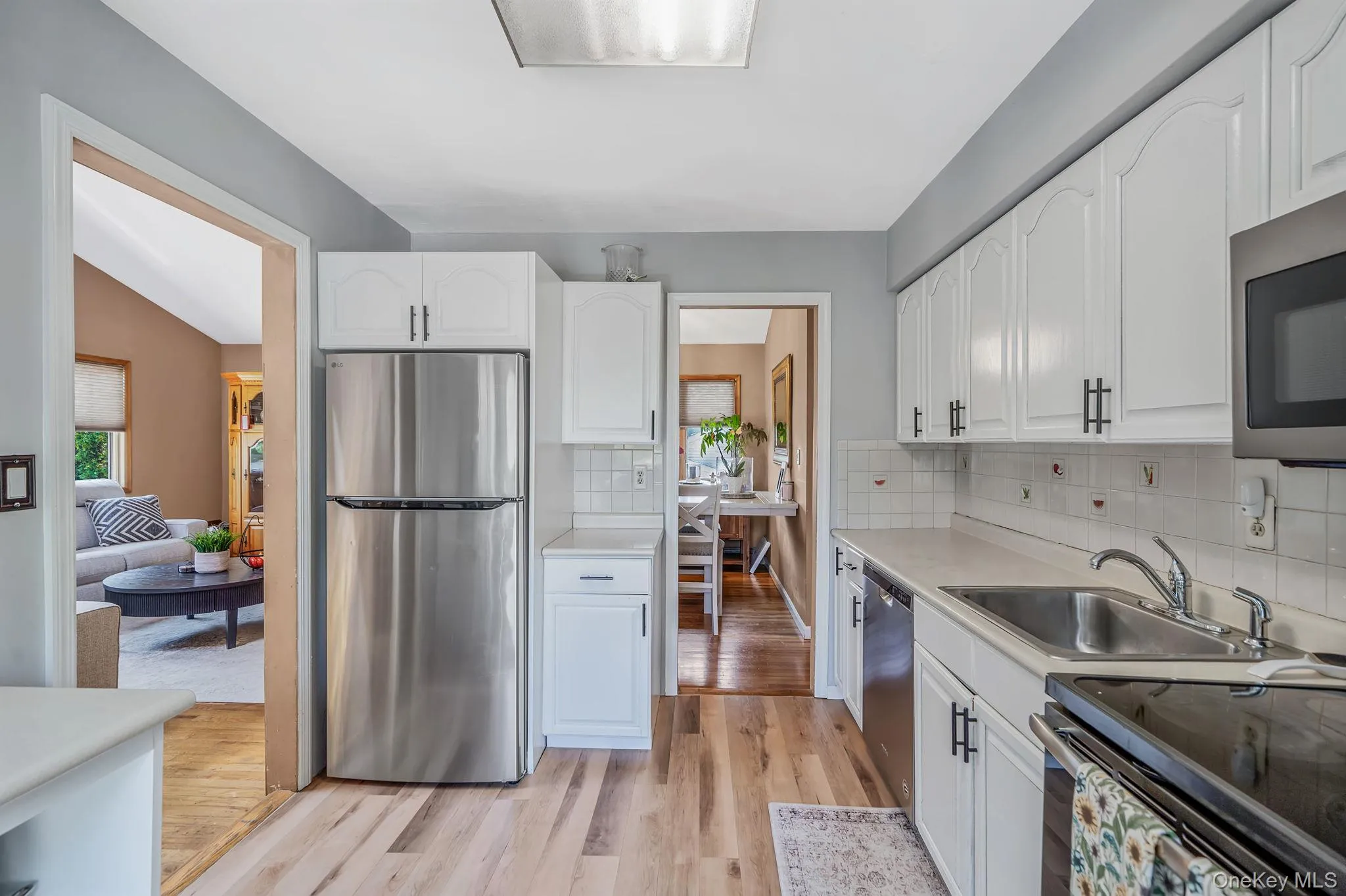 12 Fannie Drive, Brookhaven, NY, 4 Bedrooms Bedrooms, 8 Rooms Rooms,2 BathroomsBathrooms,Residential,For Rent,Fannie,0,1030936 12 Fannie Drive, Brookhaven, NY, 4 Bedrooms Bedrooms, 8 Rooms Rooms,2 BathroomsBathrooms,Residential,For Rent,Fannie,0,1030936