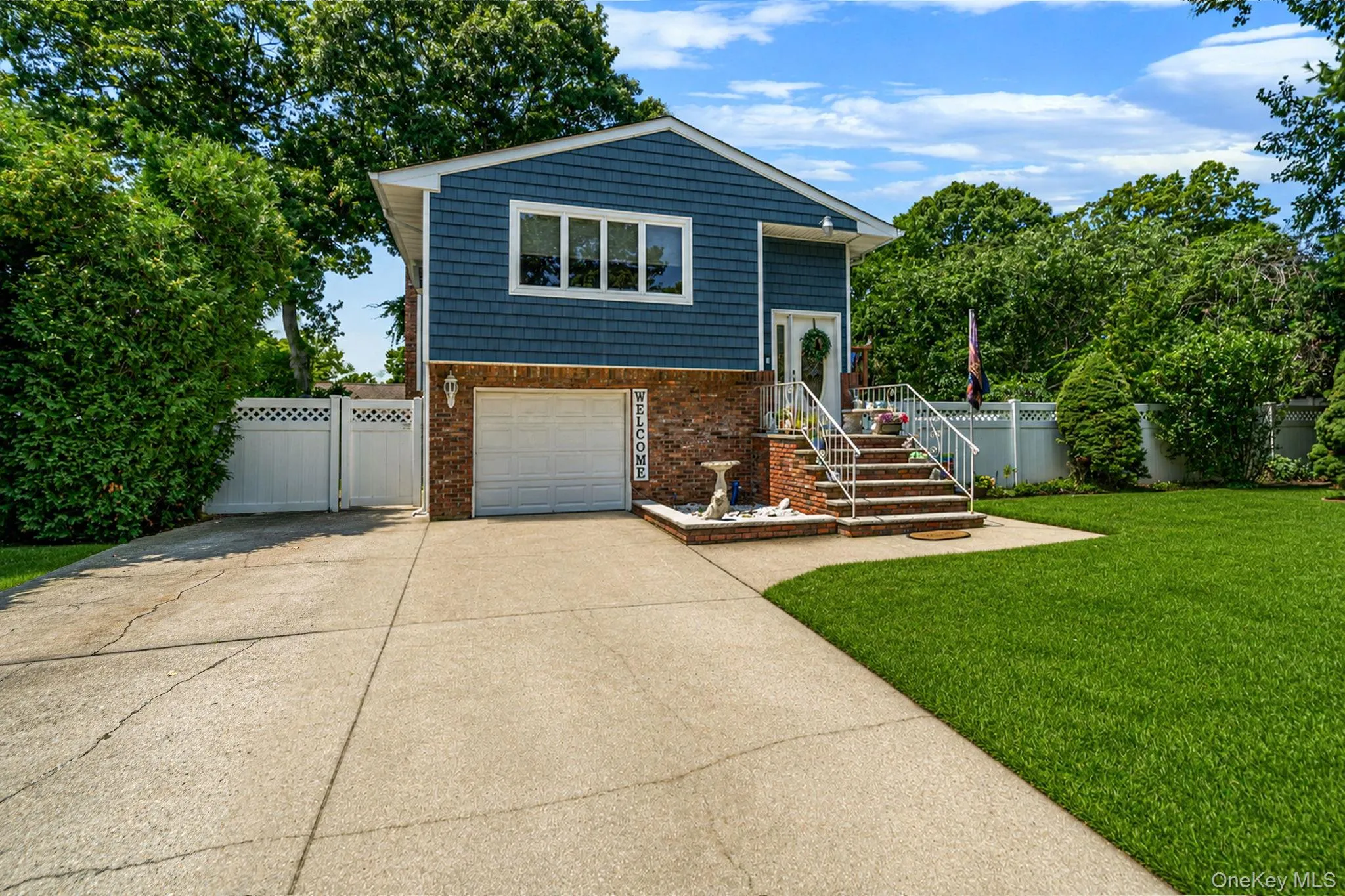 12 Fannie Drive, Brookhaven, NY, 4 Bedrooms Bedrooms, 8 Rooms Rooms,2 BathroomsBathrooms,Residential,For Rent,Fannie,0,1030936 12 Fannie Drive, Brookhaven, NY, 4 Bedrooms Bedrooms, 8 Rooms Rooms,2 BathroomsBathrooms,Residential,For Rent,Fannie,0,1030936