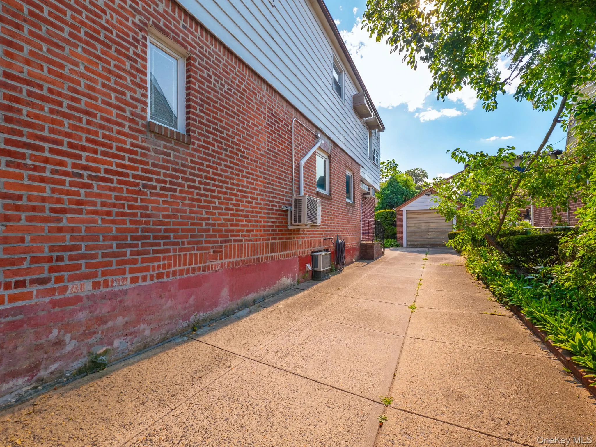 76-26 176th Street, New York, NY, 3 Bedrooms Bedrooms, 7 Rooms Rooms,2 BathroomsBathrooms,Residential,For Rent,176th,0,1030937 76-26 176th Street, New York, NY, 3 Bedrooms Bedrooms, 7 Rooms Rooms,2 BathroomsBathrooms,Residential,For Rent,176th,0,1030937