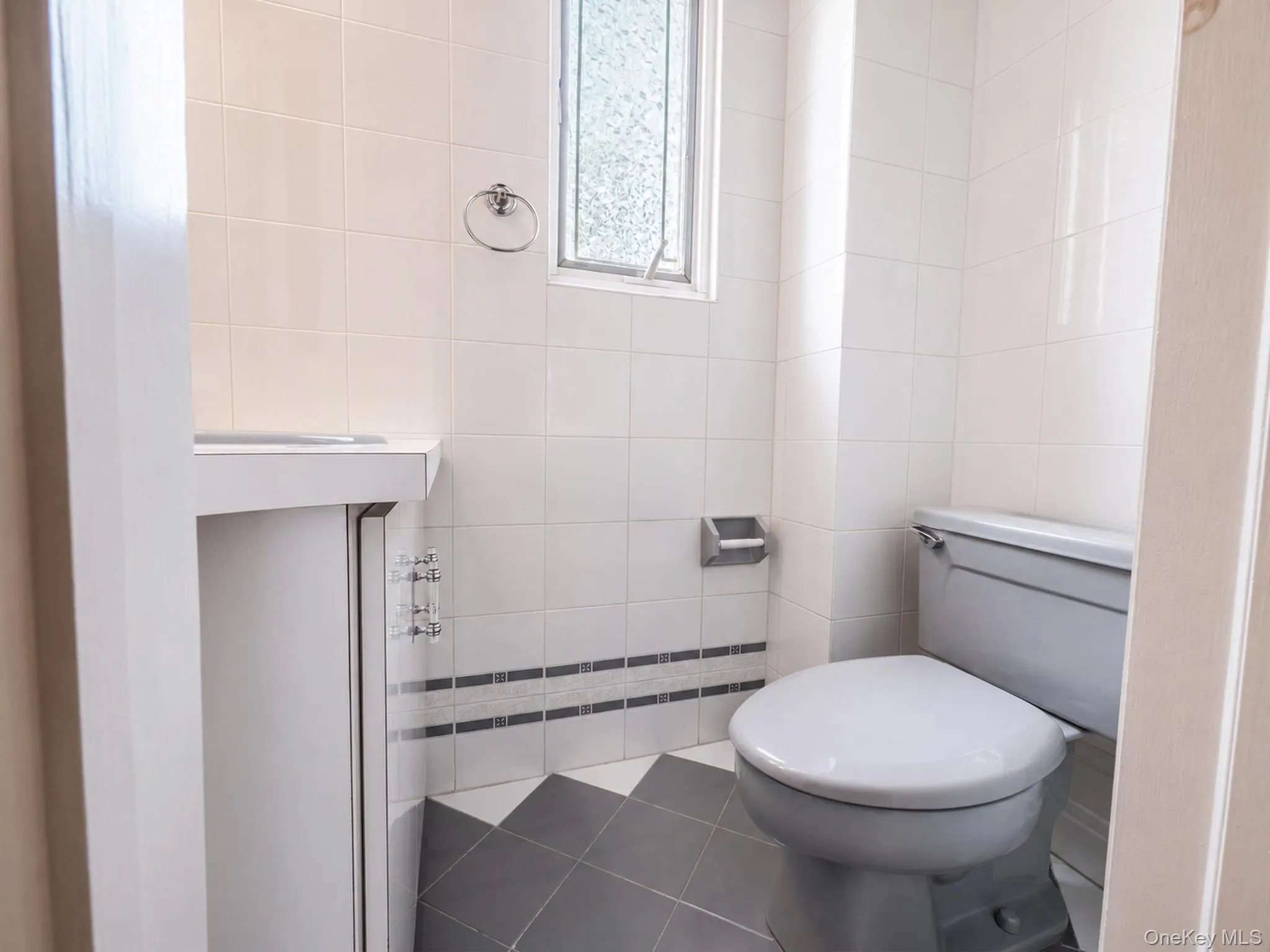 76-26 176th Street, New York, NY, 3 Bedrooms Bedrooms, 7 Rooms Rooms,2 BathroomsBathrooms,Residential,For Rent,176th,0,1030937 76-26 176th Street, New York, NY, 3 Bedrooms Bedrooms, 7 Rooms Rooms,2 BathroomsBathrooms,Residential,For Rent,176th,0,1030937