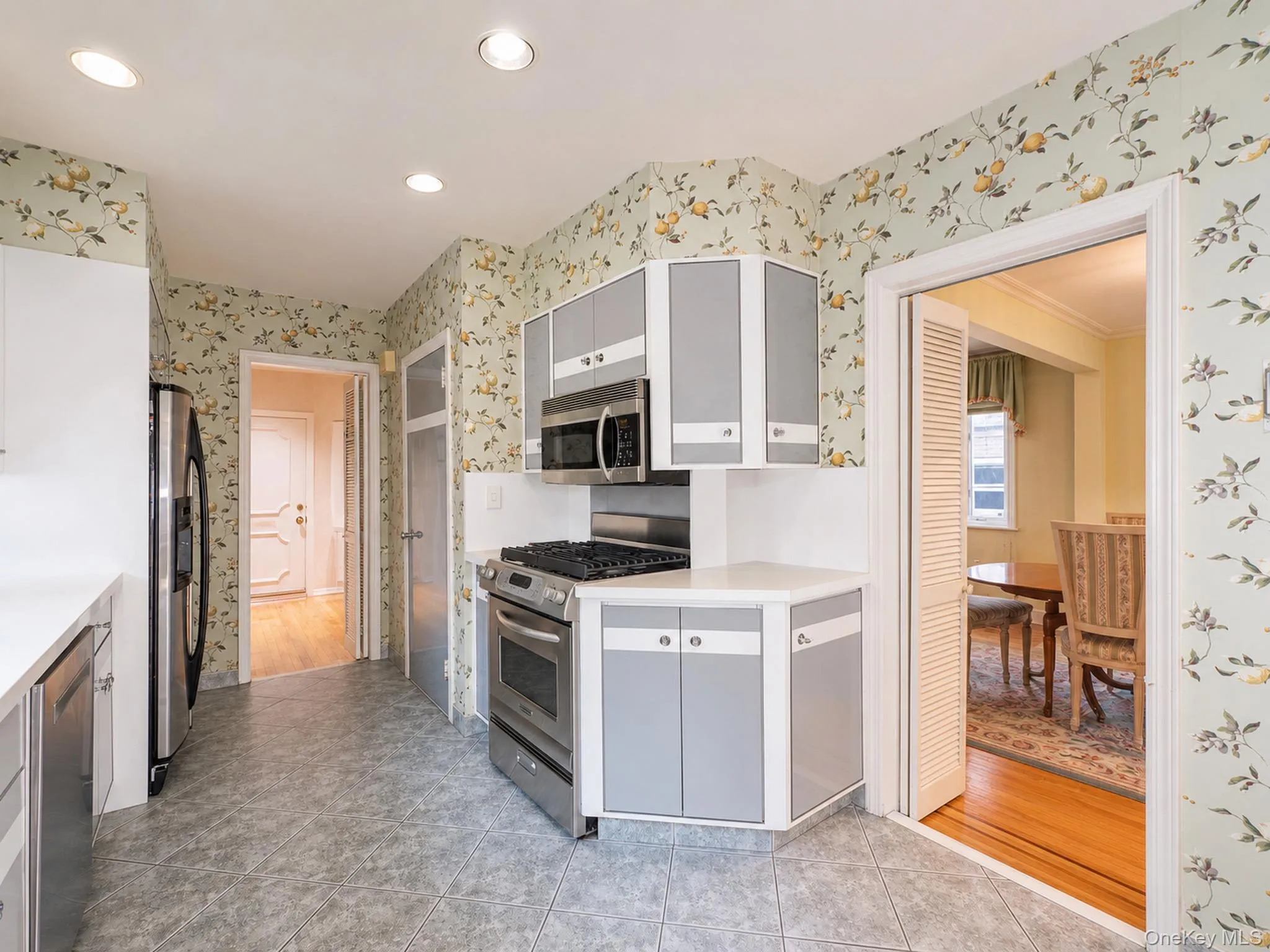 76-26 176th Street, New York, NY, 3 Bedrooms Bedrooms, 7 Rooms Rooms,2 BathroomsBathrooms,Residential,For Rent,176th,0,1030937 76-26 176th Street, New York, NY, 3 Bedrooms Bedrooms, 7 Rooms Rooms,2 BathroomsBathrooms,Residential,For Rent,176th,0,1030937