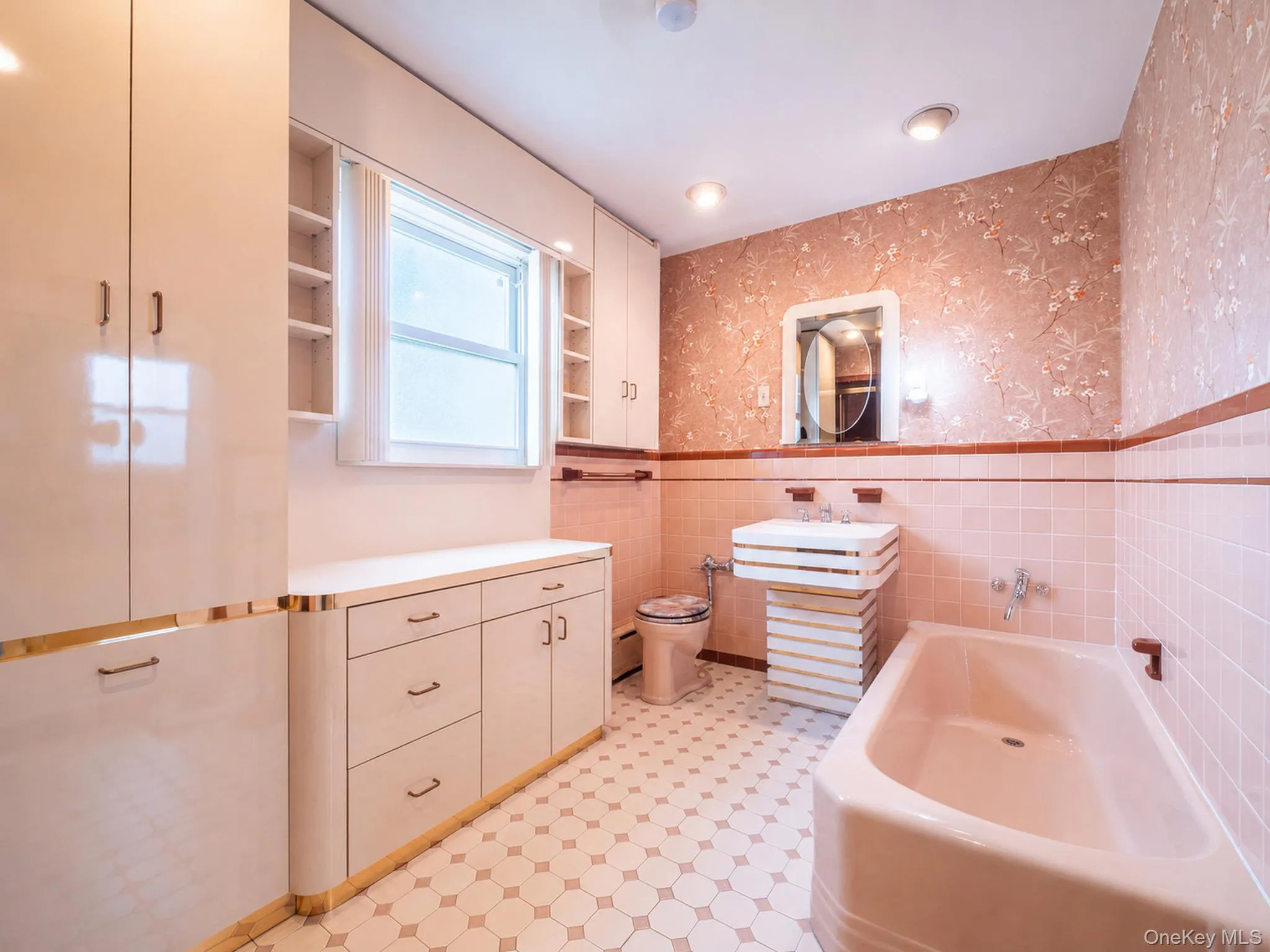 76-26 176th Street, New York, NY, 3 Bedrooms Bedrooms, 7 Rooms Rooms,2 BathroomsBathrooms,Residential,For Rent,176th,0,1030937 76-26 176th Street, New York, NY, 3 Bedrooms Bedrooms, 7 Rooms Rooms,2 BathroomsBathrooms,Residential,For Rent,176th,0,1030937