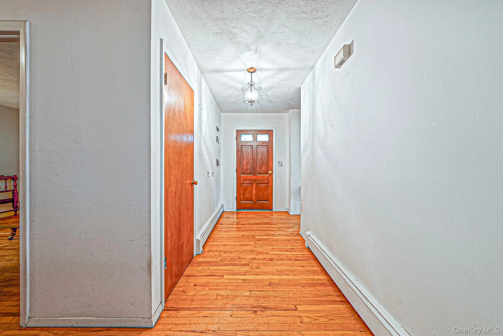42 Bartlett Road, Brookhaven, NY, 3 Bedrooms Bedrooms, 8 Rooms Rooms,2 BathroomsBathrooms,Residential,For Rent,Bartlett,0,1030942 42 Bartlett Road, Brookhaven, NY, 3 Bedrooms Bedrooms, 8 Rooms Rooms,2 BathroomsBathrooms,Residential,For Rent,Bartlett,0,1030942