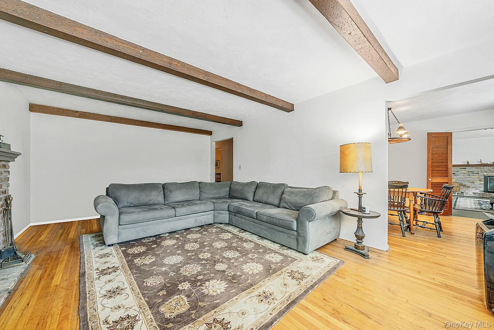 42 Bartlett Road, Brookhaven, NY, 3 Bedrooms Bedrooms, 8 Rooms Rooms,2 BathroomsBathrooms,Residential,For Rent,Bartlett,0,1030942 42 Bartlett Road, Brookhaven, NY, 3 Bedrooms Bedrooms, 8 Rooms Rooms,2 BathroomsBathrooms,Residential,For Rent,Bartlett,0,1030942