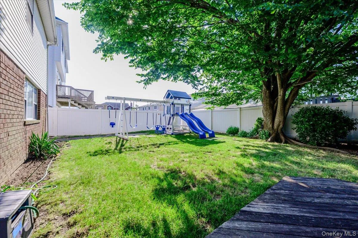 634 Jarvis Avenue, New York, NY, 5 Bedrooms Bedrooms, 8 Rooms Rooms,3 BathroomsBathrooms,Residential,For Rent,Jarvis,0,1030946 634 Jarvis Avenue, New York, NY, 5 Bedrooms Bedrooms, 8 Rooms Rooms,3 BathroomsBathrooms,Residential,For Rent,Jarvis,0,1030946