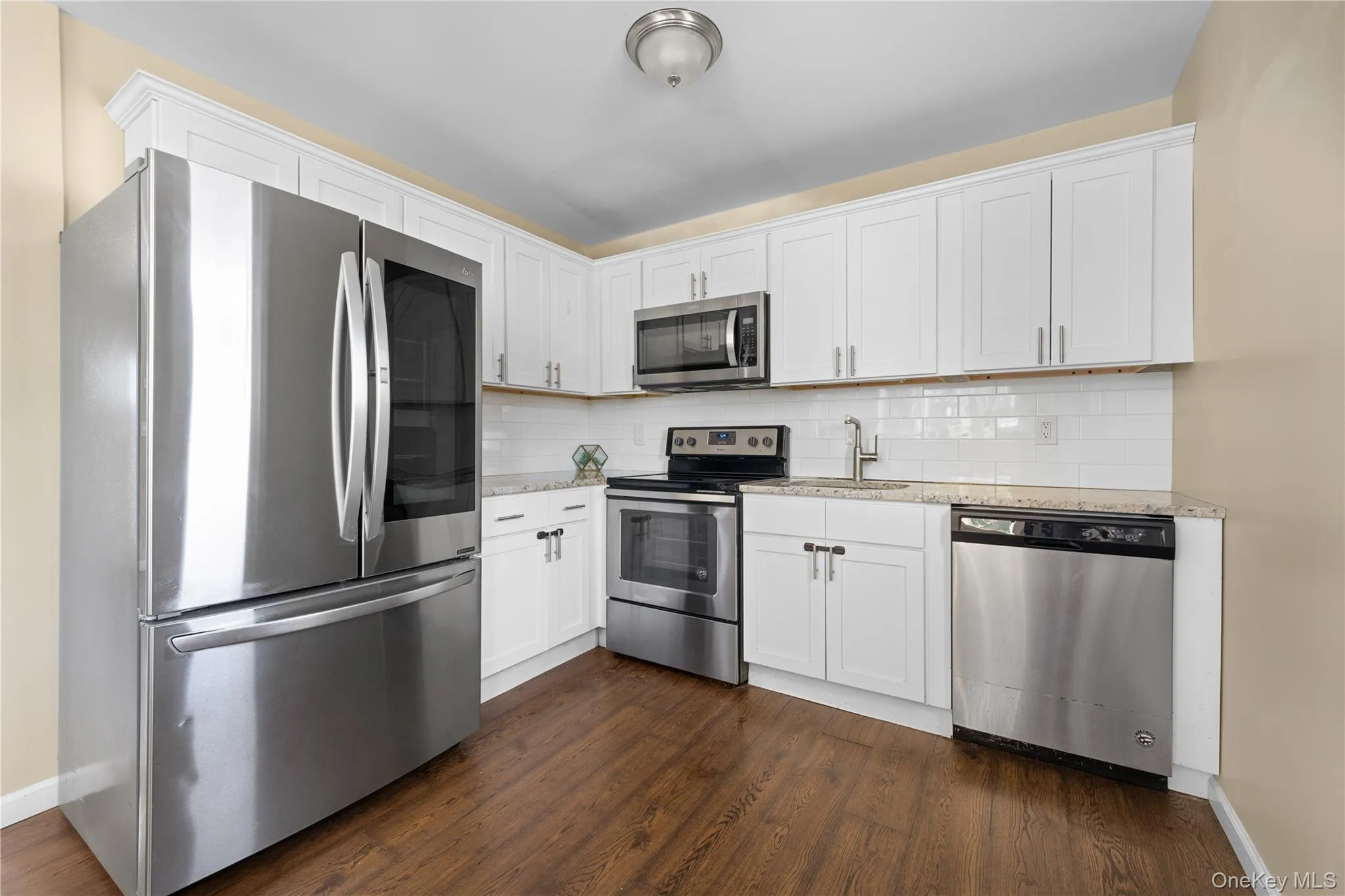 394 Warwick Road, Hempstead, NY, 5 Bedrooms Bedrooms, 8 Rooms Rooms,3 BathroomsBathrooms,Residential,For Rent,Warwick,0,1030948 394 Warwick Road, Hempstead, NY, 5 Bedrooms Bedrooms, 8 Rooms Rooms,3 BathroomsBathrooms,Residential,For Rent,Warwick,0,1030948