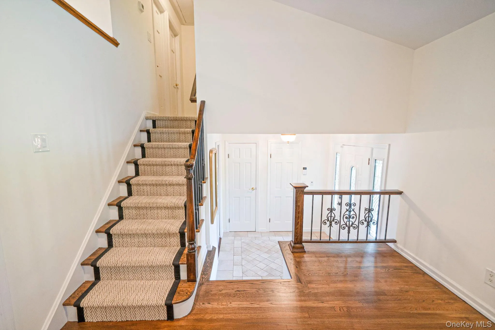 49 Munson Court, Huntington, NY, 3 Bedrooms Bedrooms, 7 Rooms Rooms,1 BathroomBathrooms,Residential,For Rent,Munson,0,1030949 49 Munson Court, Huntington, NY, 3 Bedrooms Bedrooms, 7 Rooms Rooms,1 BathroomBathrooms,Residential,For Rent,Munson,0,1030949