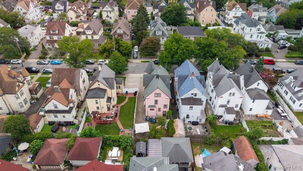 129 Urban Street, Mount Vernon, NY, 5 Bedrooms Bedrooms, 9 Rooms Rooms,2 BathroomsBathrooms,Residential,For Rent,Urban,0,1030951 129 Urban Street, Mount Vernon, NY, 5 Bedrooms Bedrooms, 9 Rooms Rooms,2 BathroomsBathrooms,Residential,For Rent,Urban,0,1030951