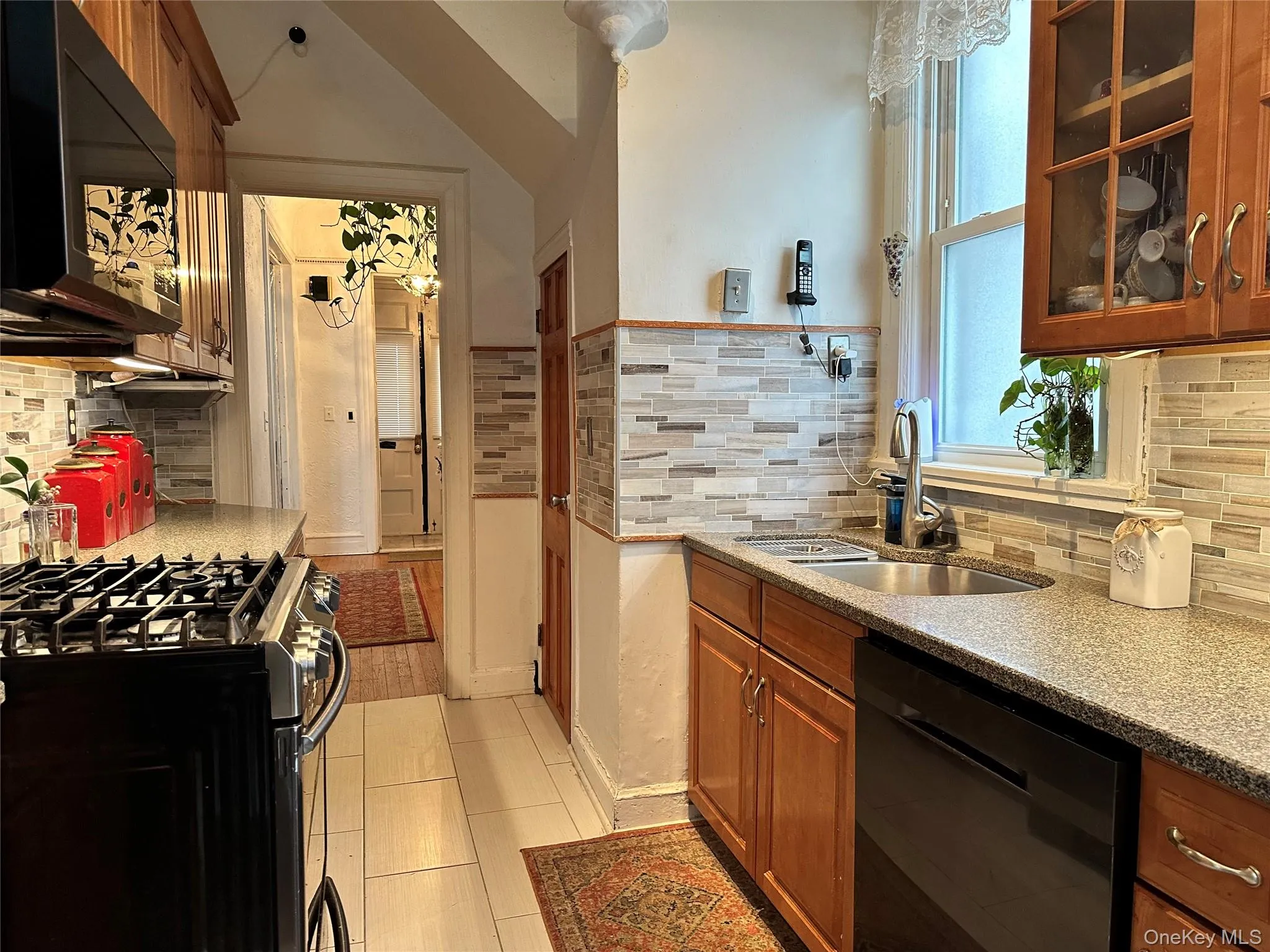 129 Urban Street, Mount Vernon, NY, 5 Bedrooms Bedrooms, 9 Rooms Rooms,2 BathroomsBathrooms,Residential,For Rent,Urban,0,1030951 129 Urban Street, Mount Vernon, NY, 5 Bedrooms Bedrooms, 9 Rooms Rooms,2 BathroomsBathrooms,Residential,For Rent,Urban,0,1030951