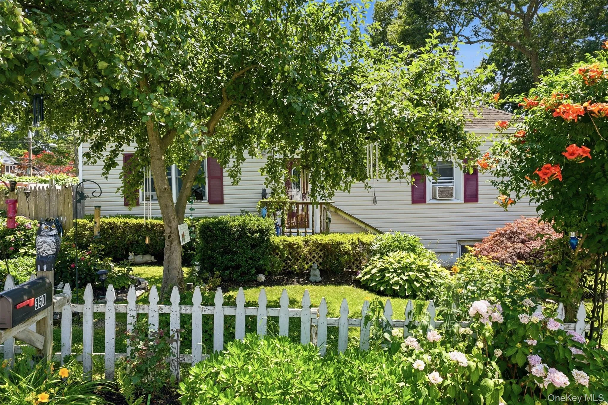 350 Boulder Street, Islip, NY, 2 Bedrooms Bedrooms, 5 Rooms Rooms,2 BathroomsBathrooms,Residential,For Rent,Boulder,0,1030955 350 Boulder Street, Islip, NY, 2 Bedrooms Bedrooms, 5 Rooms Rooms,2 BathroomsBathrooms,Residential,For Rent,Boulder,0,1030955