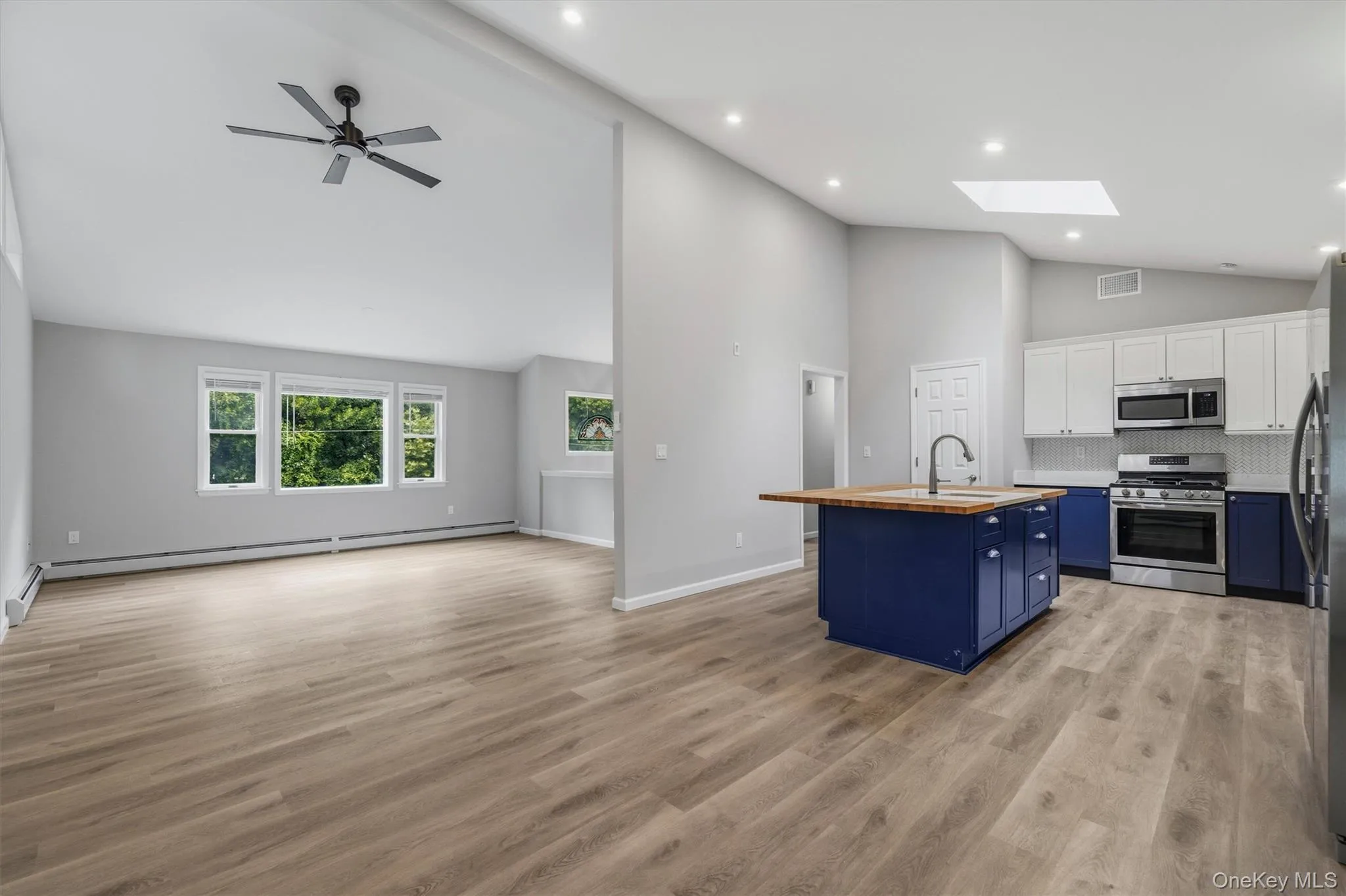 30 Suffern Road, Ramapo, NY, 4 Bedrooms Bedrooms, 9 Rooms Rooms,3 BathroomsBathrooms,Residential,For Rent,Suffern,0,1030956 30 Suffern Road, Ramapo, NY, 4 Bedrooms Bedrooms, 9 Rooms Rooms,3 BathroomsBathrooms,Residential,For Rent,Suffern,0,1030956