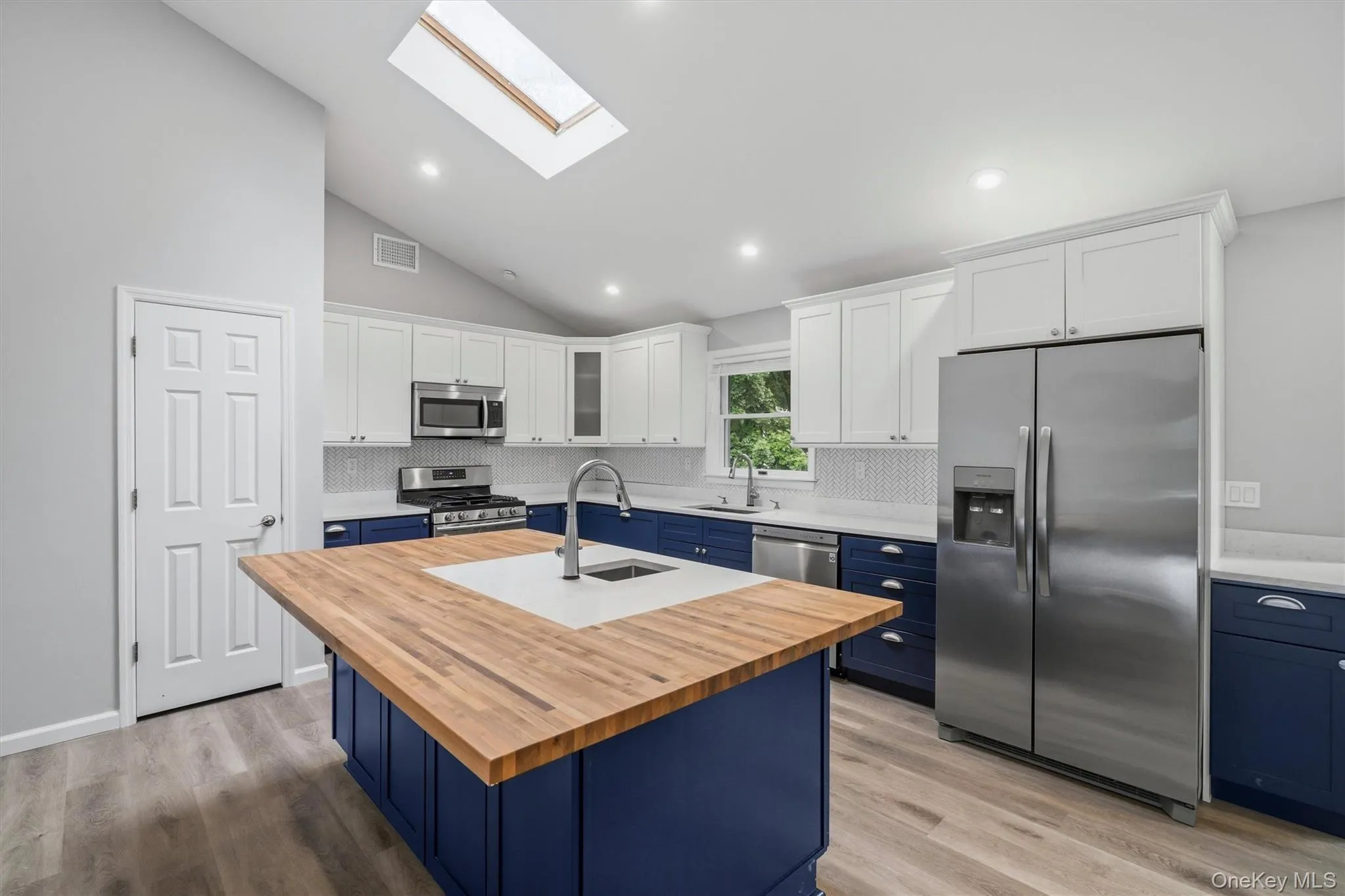 30 Suffern Road, Ramapo, NY, 4 Bedrooms Bedrooms, 9 Rooms Rooms,3 BathroomsBathrooms,Residential,For Rent,Suffern,0,1030956 30 Suffern Road, Ramapo, NY, 4 Bedrooms Bedrooms, 9 Rooms Rooms,3 BathroomsBathrooms,Residential,For Rent,Suffern,0,1030956