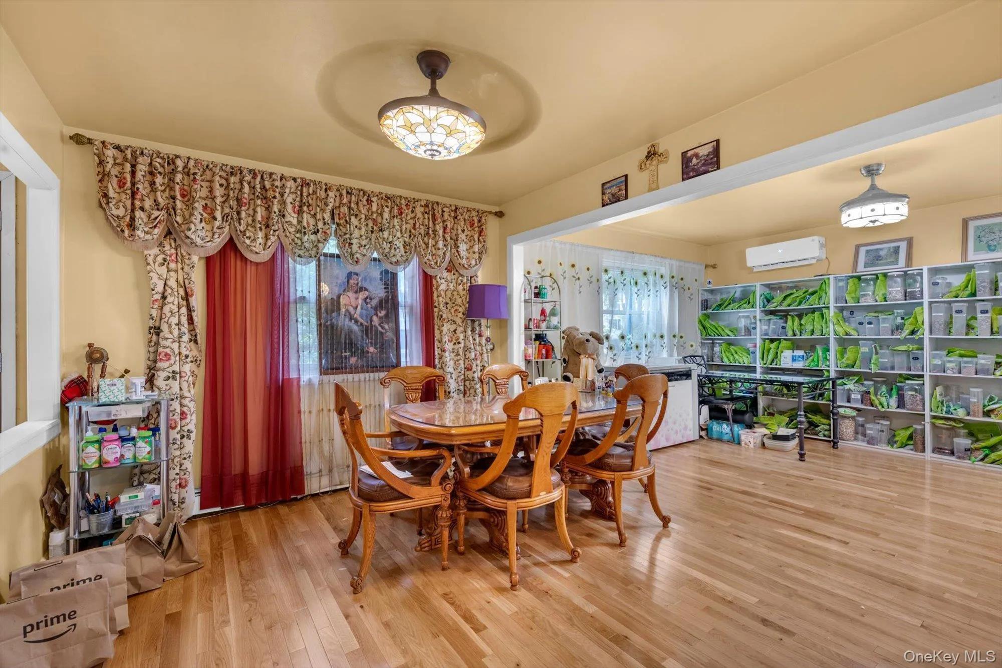 257 Schenck Avenue, North Hempstead, NY, 4 Bedrooms Bedrooms, 8 Rooms Rooms,2 BathroomsBathrooms,Residential,For Rent,Schenck,0,1030957 257 Schenck Avenue, North Hempstead, NY, 4 Bedrooms Bedrooms, 8 Rooms Rooms,2 BathroomsBathrooms,Residential,For Rent,Schenck,0,1030957