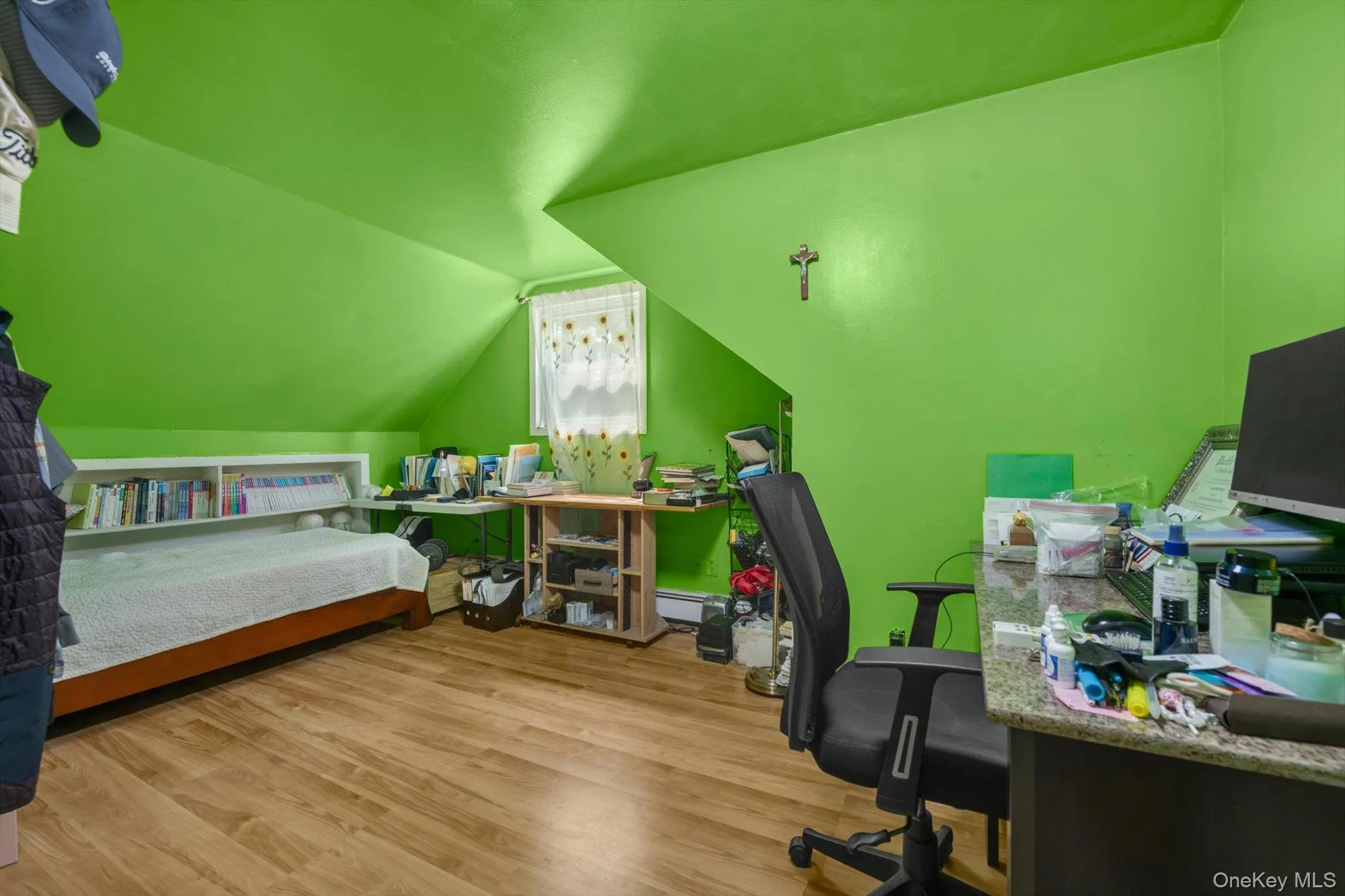 257 Schenck Avenue, North Hempstead, NY, 4 Bedrooms Bedrooms, 8 Rooms Rooms,2 BathroomsBathrooms,Residential,For Rent,Schenck,0,1030957 257 Schenck Avenue, North Hempstead, NY, 4 Bedrooms Bedrooms, 8 Rooms Rooms,2 BathroomsBathrooms,Residential,For Rent,Schenck,0,1030957