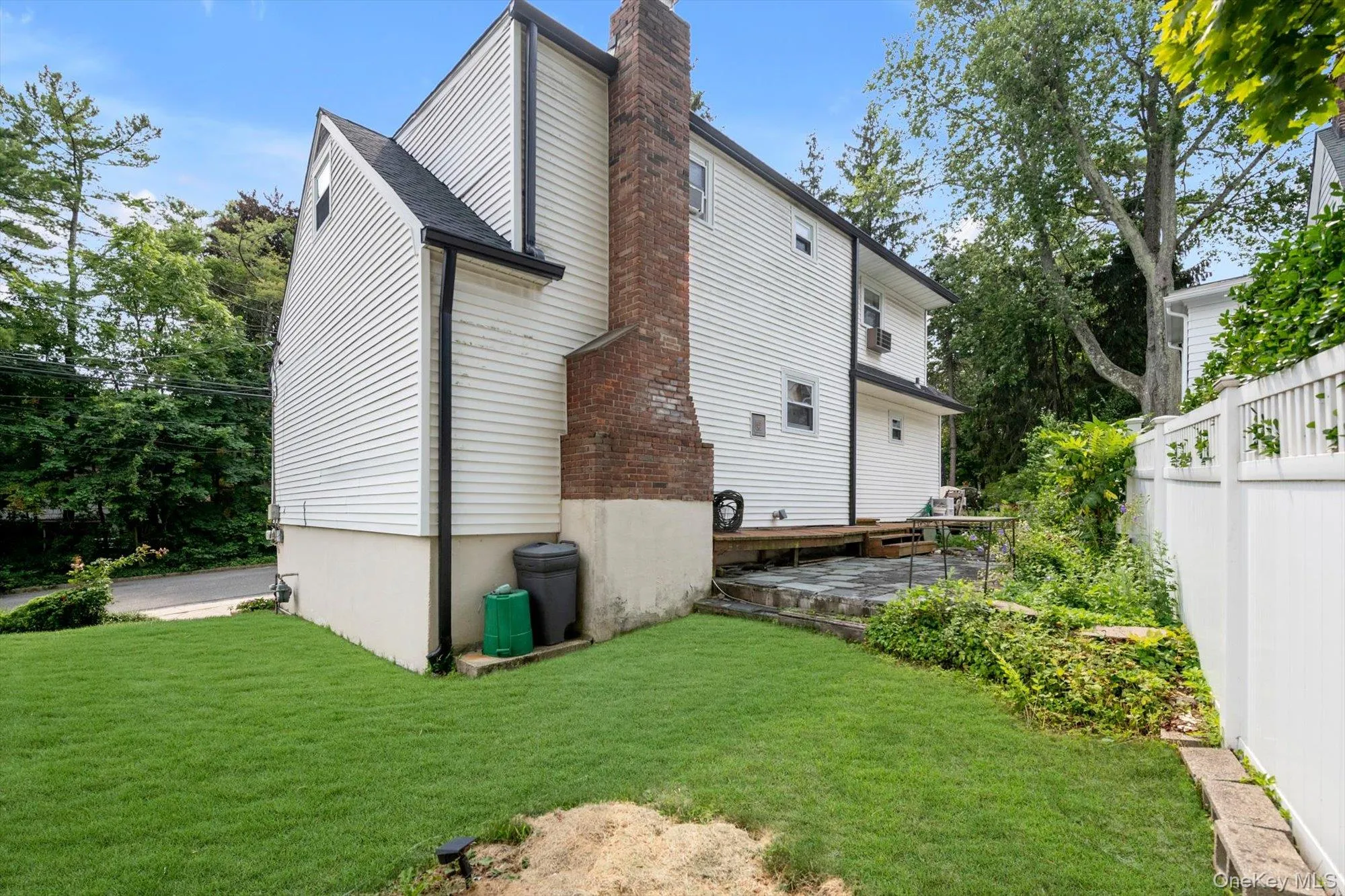257 Schenck Avenue, North Hempstead, NY, 4 Bedrooms Bedrooms, 8 Rooms Rooms,2 BathroomsBathrooms,Residential,For Rent,Schenck,0,1030957 257 Schenck Avenue, North Hempstead, NY, 4 Bedrooms Bedrooms, 8 Rooms Rooms,2 BathroomsBathrooms,Residential,For Rent,Schenck,0,1030957