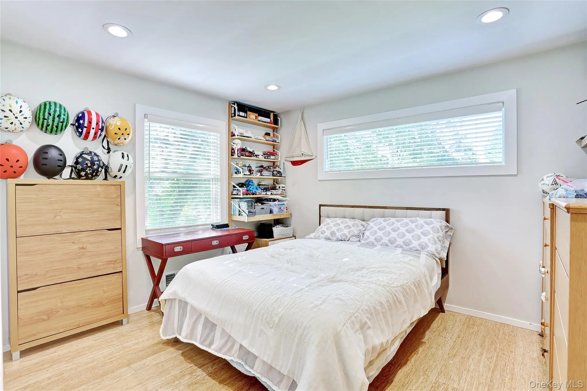 561 Babbling Brook Lane, Clarkstown, NY, 4 Bedrooms Bedrooms, 9 Rooms Rooms,3 BathroomsBathrooms,Residential,For Rent,Babbling Brook,0,1030958 561 Babbling Brook Lane, Clarkstown, NY, 4 Bedrooms Bedrooms, 9 Rooms Rooms,3 BathroomsBathrooms,Residential,For Rent,Babbling Brook,0,1030958