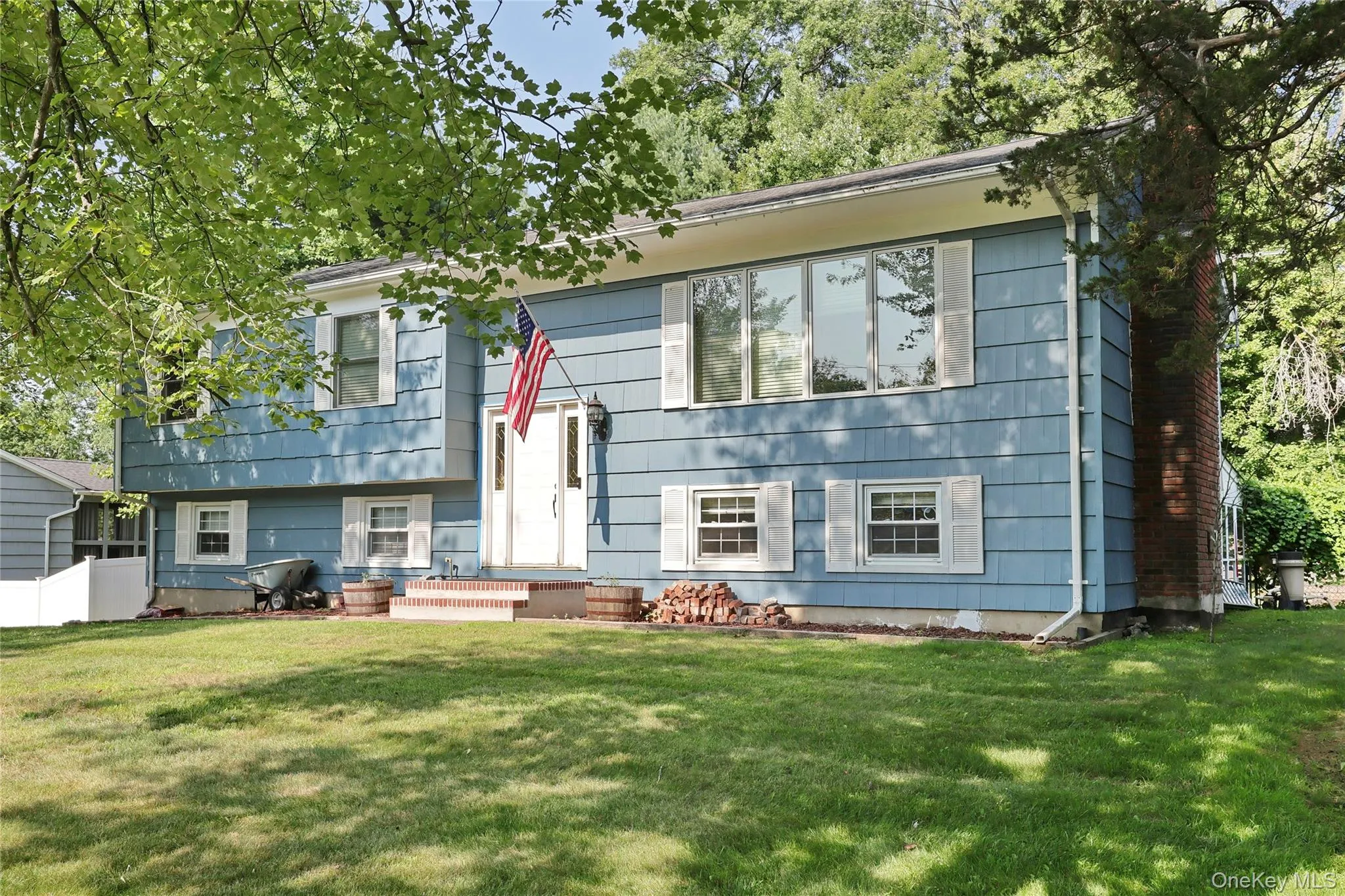 561 Babbling Brook Lane, Clarkstown, NY, 4 Bedrooms Bedrooms, 9 Rooms Rooms,3 BathroomsBathrooms,Residential,For Rent,Babbling Brook,0,1030958 561 Babbling Brook Lane, Clarkstown, NY, 4 Bedrooms Bedrooms, 9 Rooms Rooms,3 BathroomsBathrooms,Residential,For Rent,Babbling Brook,0,1030958