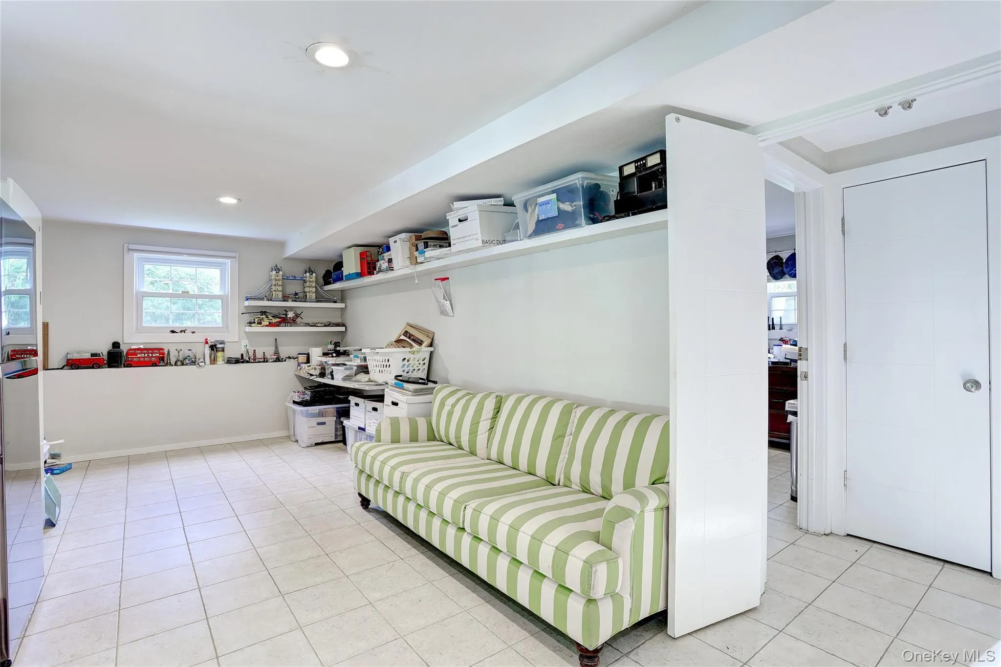 561 Babbling Brook Lane, Clarkstown, NY, 4 Bedrooms Bedrooms, 9 Rooms Rooms,3 BathroomsBathrooms,Residential,For Rent,Babbling Brook,0,1030958 561 Babbling Brook Lane, Clarkstown, NY, 4 Bedrooms Bedrooms, 9 Rooms Rooms,3 BathroomsBathrooms,Residential,For Rent,Babbling Brook,0,1030958