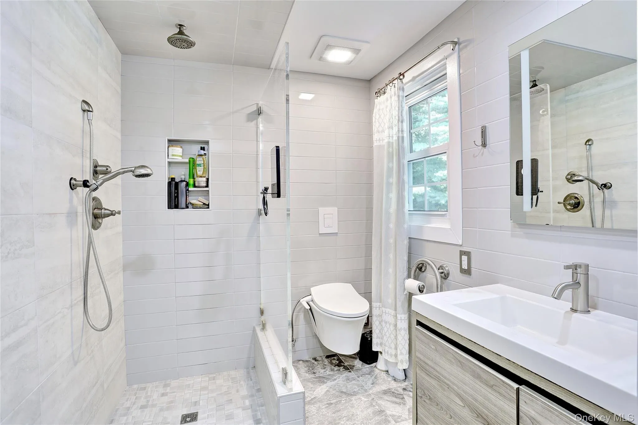 561 Babbling Brook Lane, Clarkstown, NY, 4 Bedrooms Bedrooms, 9 Rooms Rooms,3 BathroomsBathrooms,Residential,For Rent,Babbling Brook,0,1030958 561 Babbling Brook Lane, Clarkstown, NY, 4 Bedrooms Bedrooms, 9 Rooms Rooms,3 BathroomsBathrooms,Residential,For Rent,Babbling Brook,0,1030958