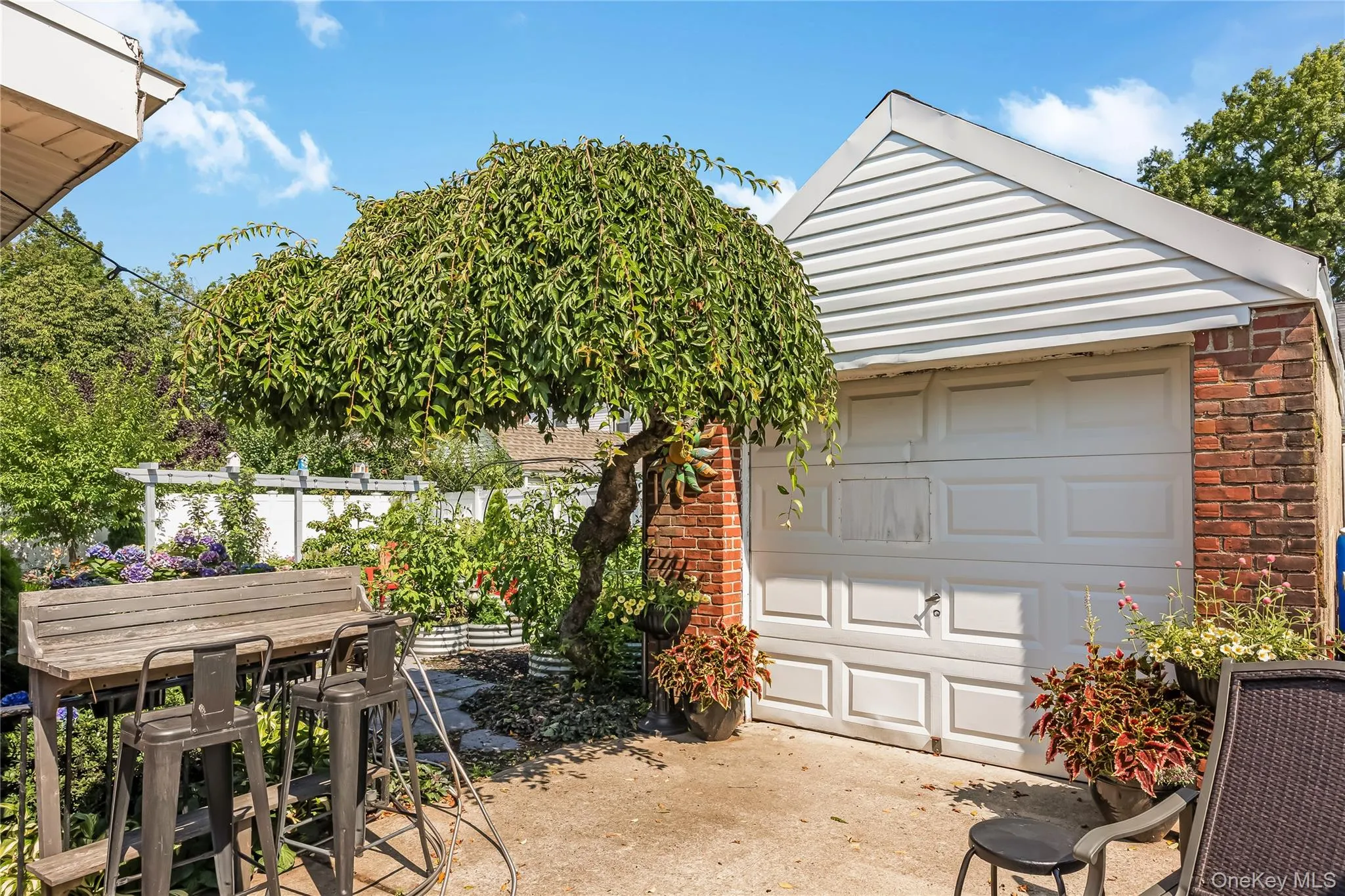 SEPARATE DETACHED GARAGE SEPARATE DETACHED GARAGE