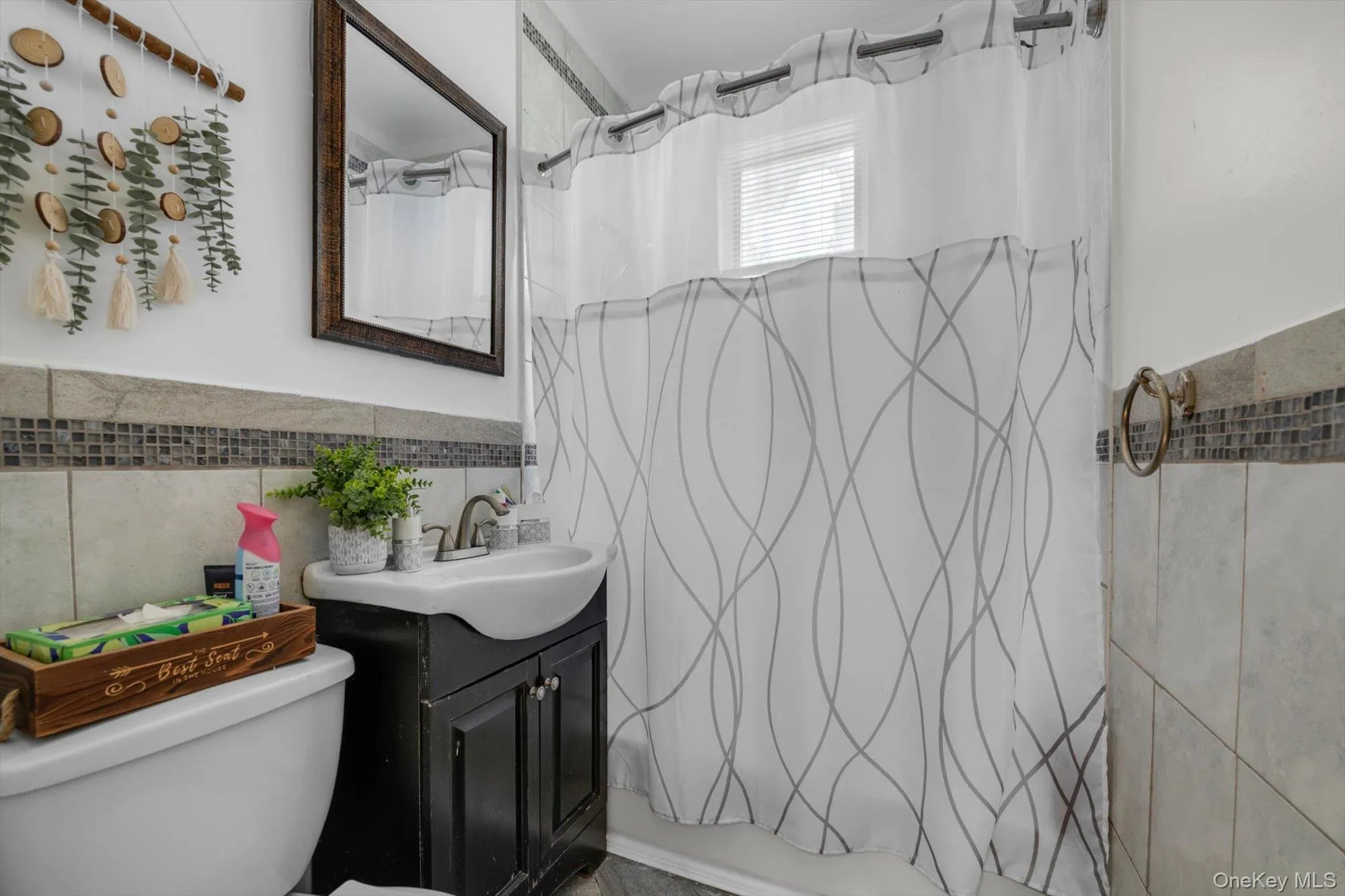 2053 Turnbull Avenue, New York, NY, 3 Bedrooms Bedrooms, 10 Rooms Rooms,2 BathroomsBathrooms,Residential,For Rent,Turnbull,0,1030964 2053 Turnbull Avenue, New York, NY, 3 Bedrooms Bedrooms, 10 Rooms Rooms,2 BathroomsBathrooms,Residential,For Rent,Turnbull,0,1030964