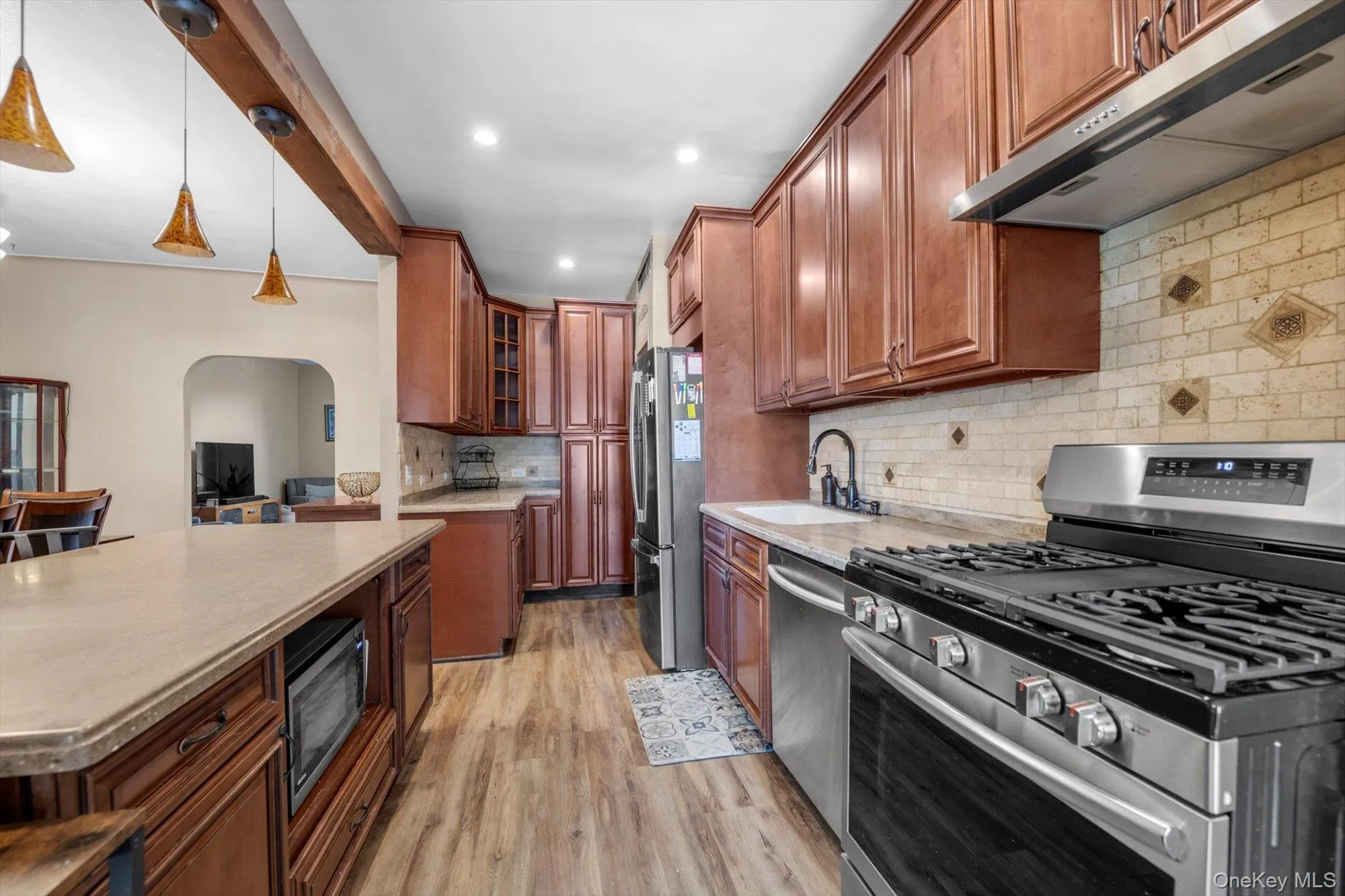 2053 Turnbull Avenue, New York, NY, 3 Bedrooms Bedrooms, 10 Rooms Rooms,2 BathroomsBathrooms,Residential,For Rent,Turnbull,0,1030964 2053 Turnbull Avenue, New York, NY, 3 Bedrooms Bedrooms, 10 Rooms Rooms,2 BathroomsBathrooms,Residential,For Rent,Turnbull,0,1030964