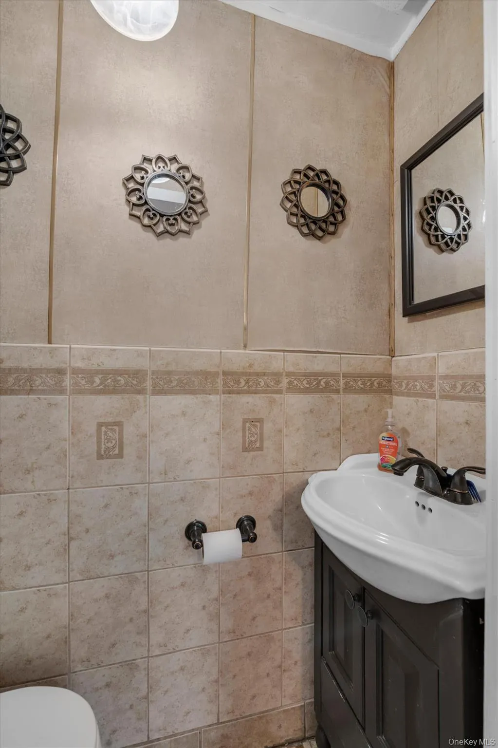 2053 Turnbull Avenue, New York, NY, 3 Bedrooms Bedrooms, 10 Rooms Rooms,2 BathroomsBathrooms,Residential,For Rent,Turnbull,0,1030964 2053 Turnbull Avenue, New York, NY, 3 Bedrooms Bedrooms, 10 Rooms Rooms,2 BathroomsBathrooms,Residential,For Rent,Turnbull,0,1030964