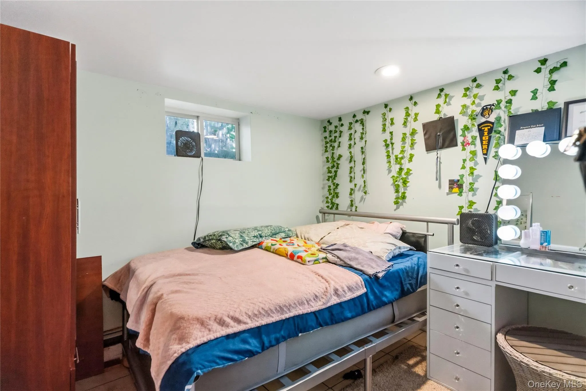 194 Woodfield Road, Hempstead, NY, 3 Bedrooms Bedrooms, 5 Rooms Rooms,2 BathroomsBathrooms,Residential,For Rent,Woodfield,0,1030969 194 Woodfield Road, Hempstead, NY, 3 Bedrooms Bedrooms, 5 Rooms Rooms,2 BathroomsBathrooms,Residential,For Rent,Woodfield,0,1030969