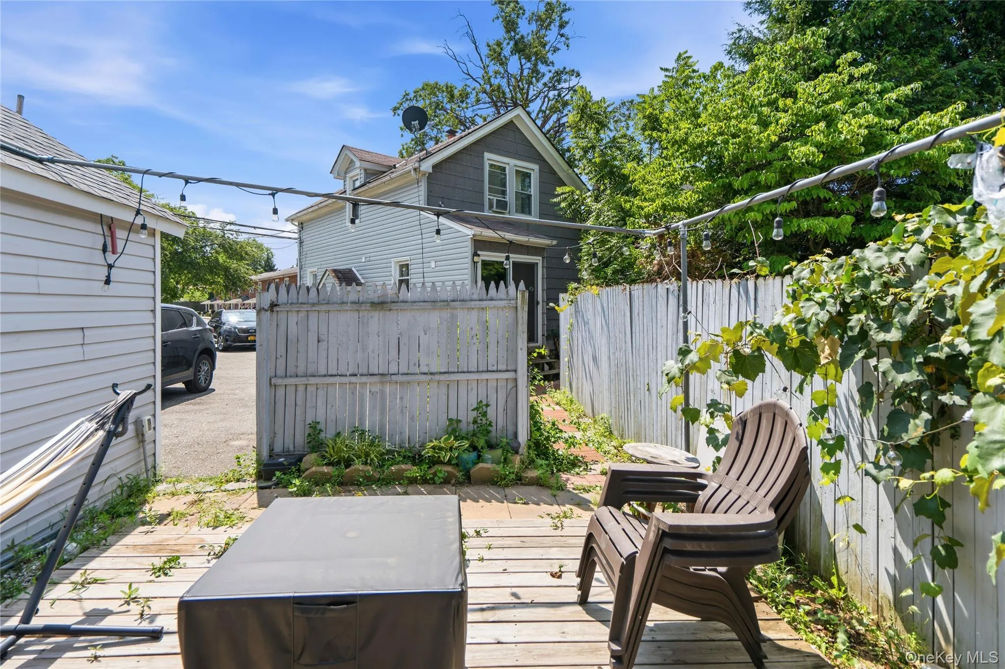 194 Woodfield Road, Hempstead, NY, 3 Bedrooms Bedrooms, 5 Rooms Rooms,2 BathroomsBathrooms,Residential,For Rent,Woodfield,0,1030969 194 Woodfield Road, Hempstead, NY, 3 Bedrooms Bedrooms, 5 Rooms Rooms,2 BathroomsBathrooms,Residential,For Rent,Woodfield,0,1030969