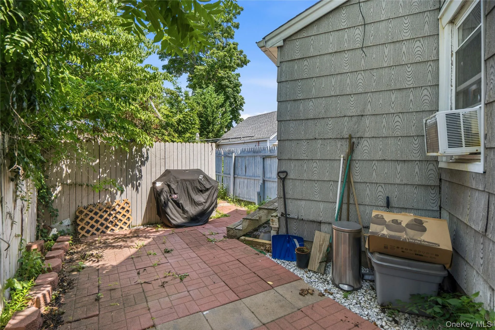 194 Woodfield Road, Hempstead, NY, 3 Bedrooms Bedrooms, 5 Rooms Rooms,2 BathroomsBathrooms,Residential,For Rent,Woodfield,0,1030969 194 Woodfield Road, Hempstead, NY, 3 Bedrooms Bedrooms, 5 Rooms Rooms,2 BathroomsBathrooms,Residential,For Rent,Woodfield,0,1030969