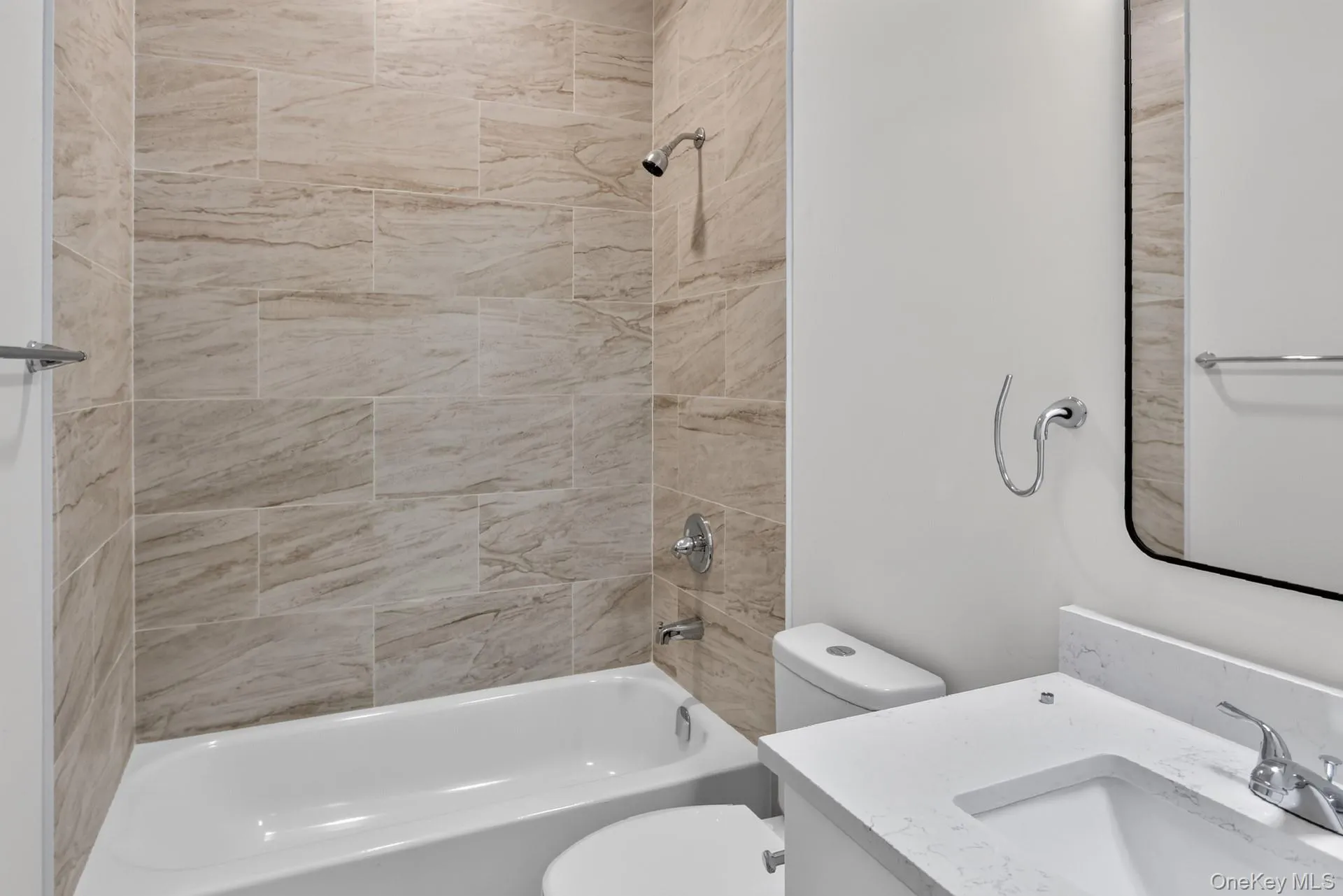 16 Dowd Street, Haverstraw, NY, 2 Bedrooms Bedrooms, 4 Rooms Rooms,2 BathroomsBathrooms,Residential Lease,For Rent,Dowd,0,1030971 16 Dowd Street, Haverstraw, NY, 2 Bedrooms Bedrooms, 4 Rooms Rooms,2 BathroomsBathrooms,Residential Lease,For Rent,Dowd,0,1030971
