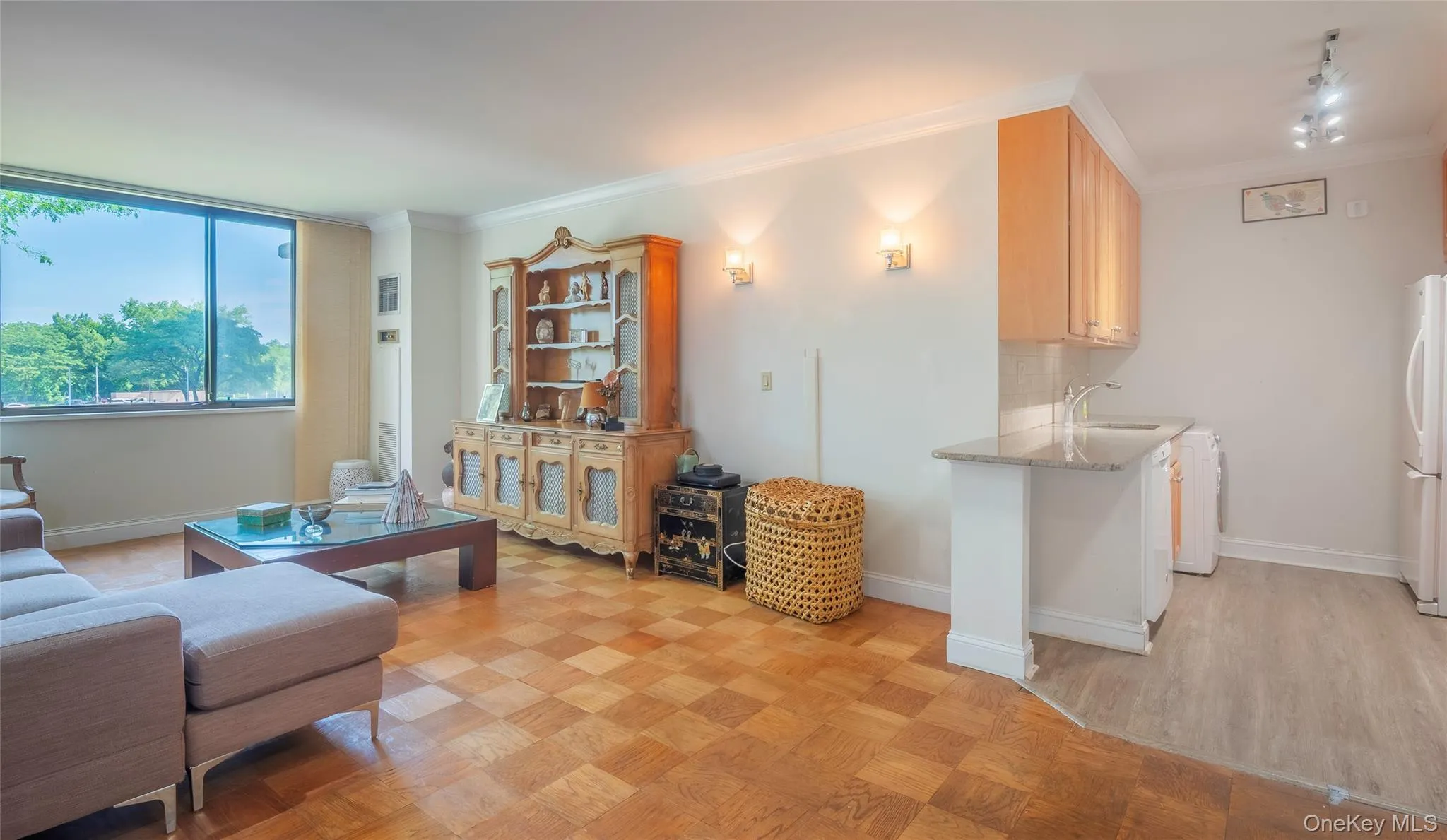 270-10 Grand Central Parkway, New York, NY, 1 Bedroom Bedrooms, 3 Rooms Rooms,1 BathroomBathrooms,Residential,For Rent,Grand Central,0,1030972 270-10 Grand Central Parkway, New York, NY, 1 Bedroom Bedrooms, 3 Rooms Rooms,1 BathroomBathrooms,Residential,For Rent,Grand Central,0,1030972