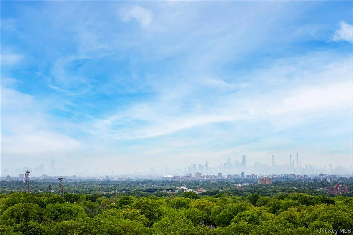 270-10 Grand Central Parkway, New York, NY, 1 Bedroom Bedrooms, 3 Rooms Rooms,1 BathroomBathrooms,Residential,For Rent,Grand Central,0,1030972 270-10 Grand Central Parkway, New York, NY, 1 Bedroom Bedrooms, 3 Rooms Rooms,1 BathroomBathrooms,Residential,For Rent,Grand Central,0,1030972