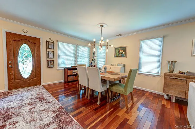 414 2nd Avenue, Huntington, NY, 4 Bedrooms Bedrooms, 9 Rooms Rooms,2 BathroomsBathrooms,Residential Lease,For Rent,2nd,0,1030973 414 2nd Avenue, Huntington, NY, 4 Bedrooms Bedrooms, 9 Rooms Rooms,2 BathroomsBathrooms,Residential Lease,For Rent,2nd,0,1030973