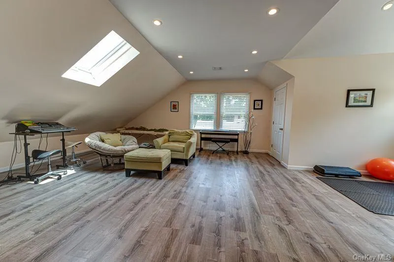 414 2nd Avenue, Huntington, NY, 4 Bedrooms Bedrooms, 9 Rooms Rooms,2 BathroomsBathrooms,Residential Lease,For Rent,2nd,0,1030973 414 2nd Avenue, Huntington, NY, 4 Bedrooms Bedrooms, 9 Rooms Rooms,2 BathroomsBathrooms,Residential Lease,For Rent,2nd,0,1030973