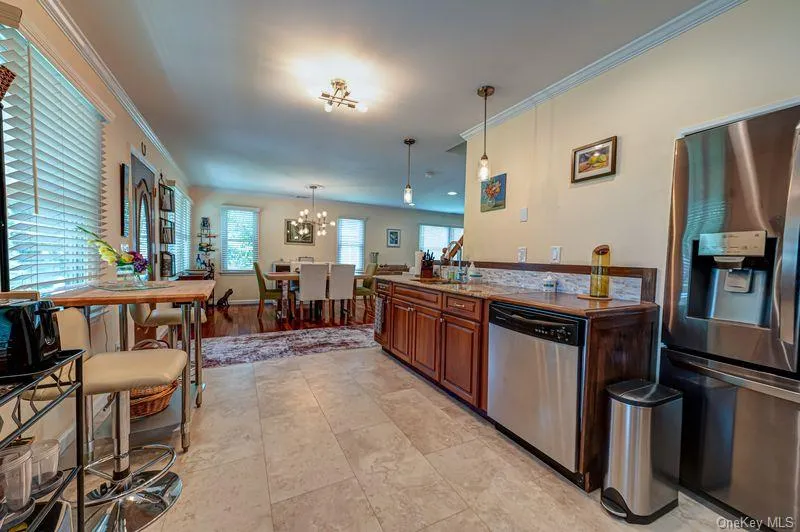 414 2nd Avenue, Huntington, NY, 4 Bedrooms Bedrooms, 9 Rooms Rooms,2 BathroomsBathrooms,Residential Lease,For Rent,2nd,0,1030973 414 2nd Avenue, Huntington, NY, 4 Bedrooms Bedrooms, 9 Rooms Rooms,2 BathroomsBathrooms,Residential Lease,For Rent,2nd,0,1030973